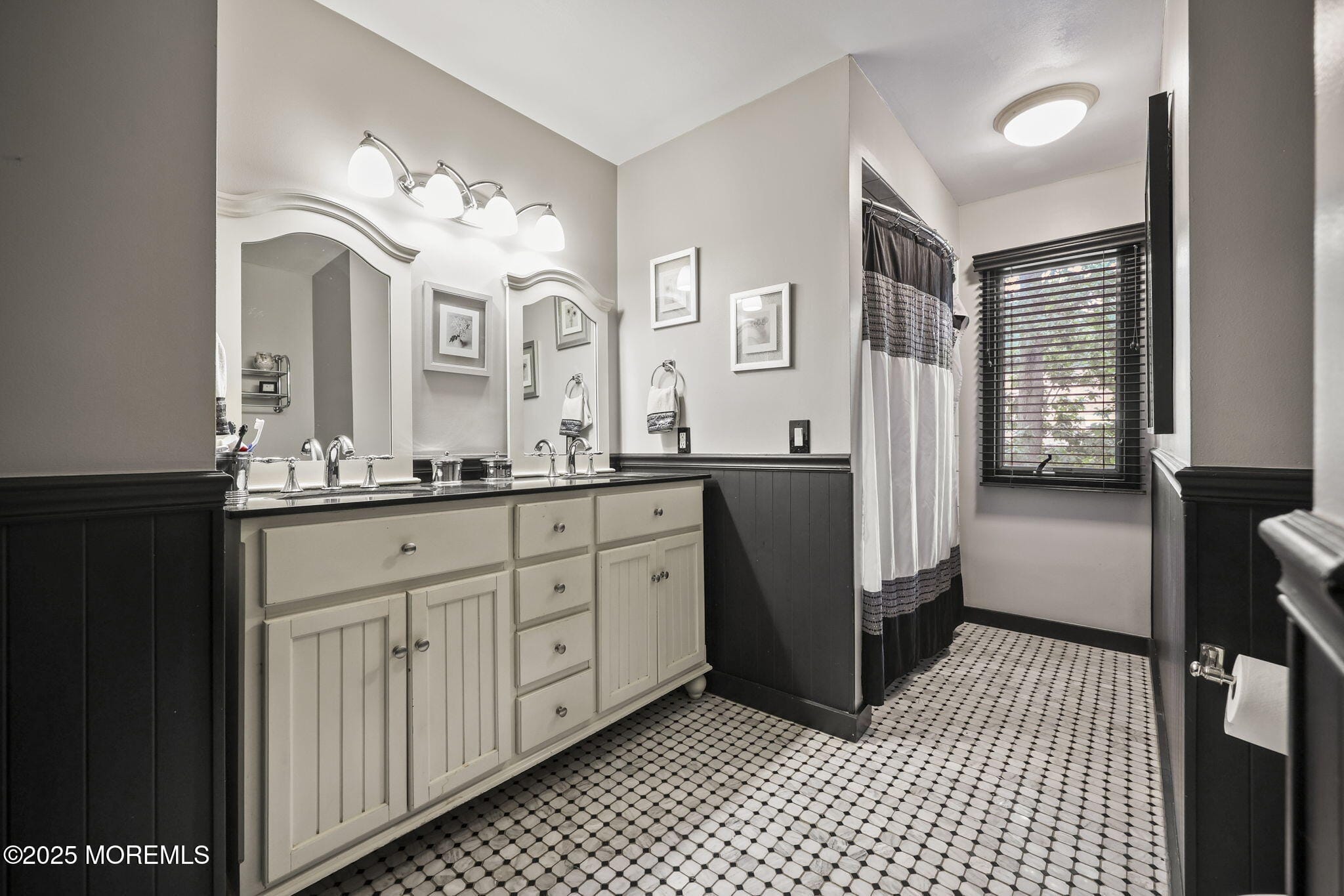 72 Fox Chase Court, Freehold, NJ, 07728 image 40