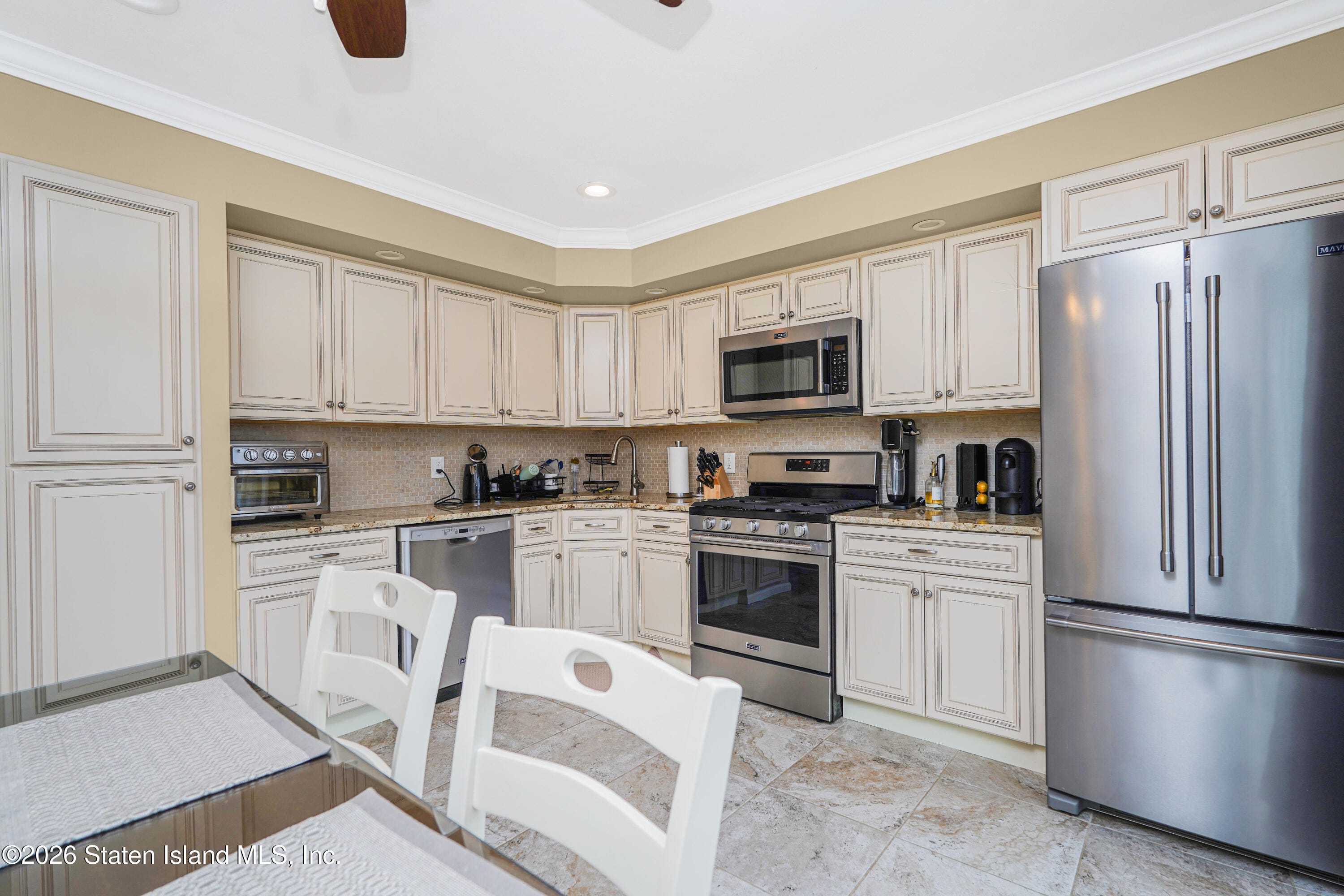 25 Elkhart Street Image 3