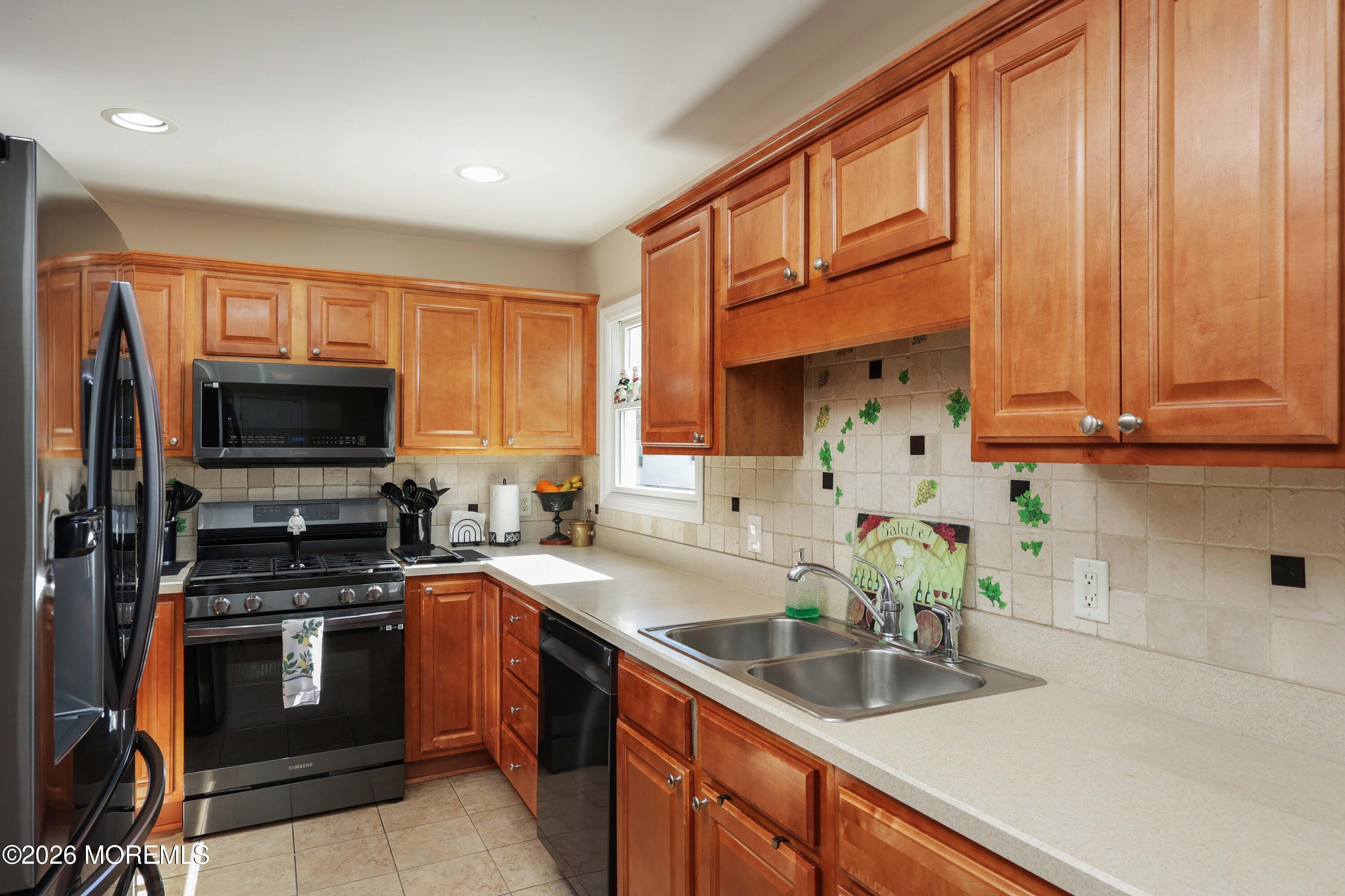 275 N 5th Avenue, Long Branch, NJ, 07740 image 8