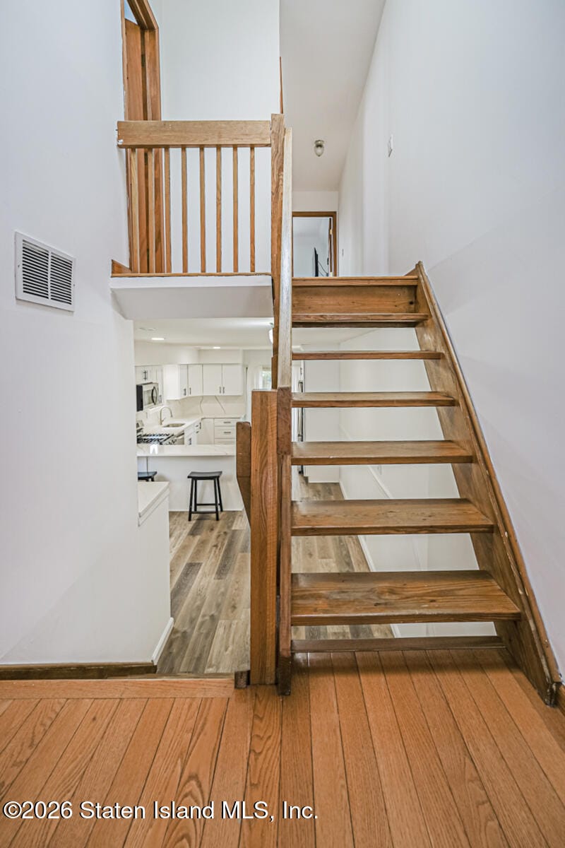 204 Lindenwood Road, Staten Island, NY, 10308 image 41