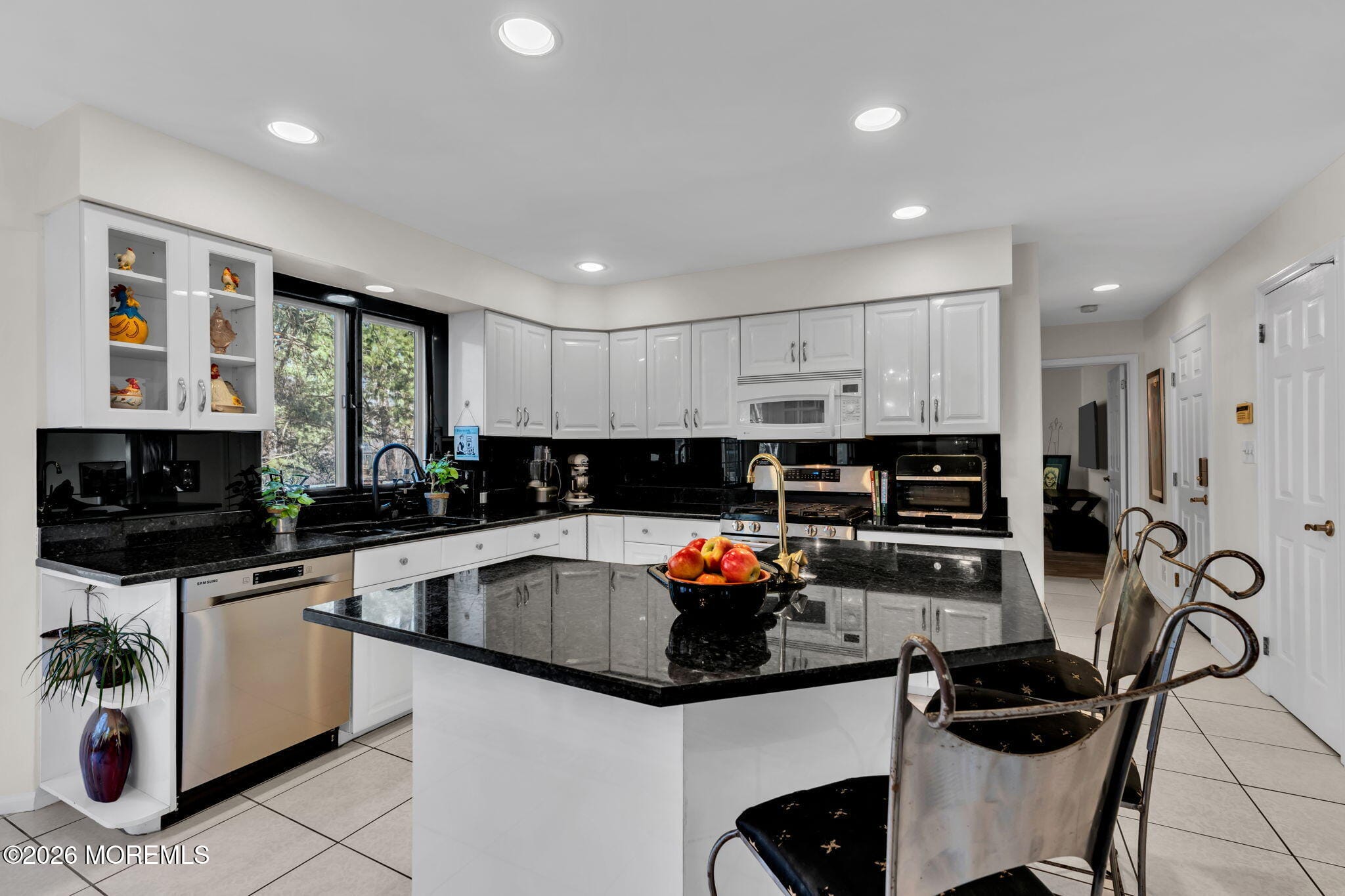 37 Carrie Drive, Marlboro, NJ, 07746 image 20