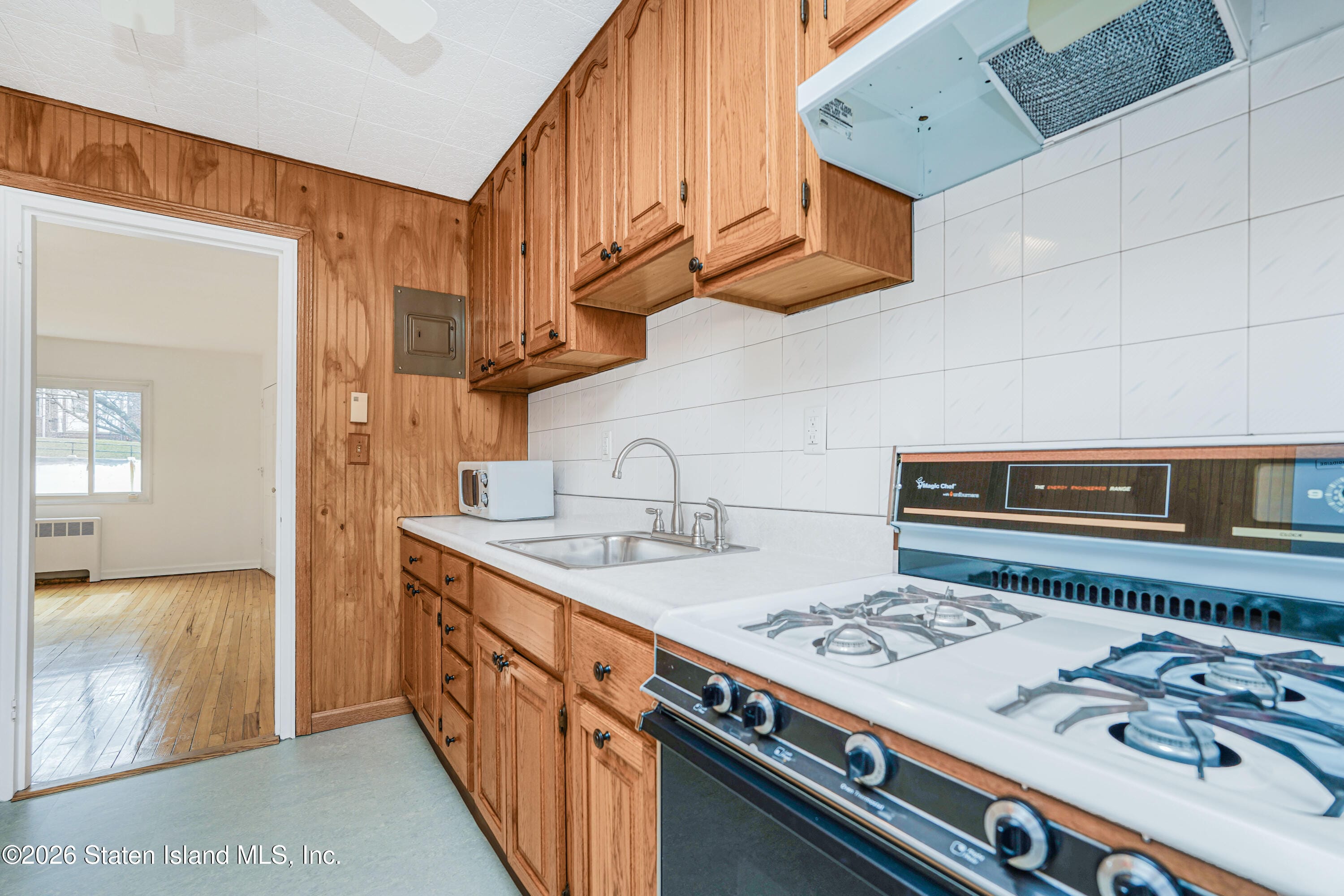 175 Arlo Road A, Staten Island, NY, 10301 image 12