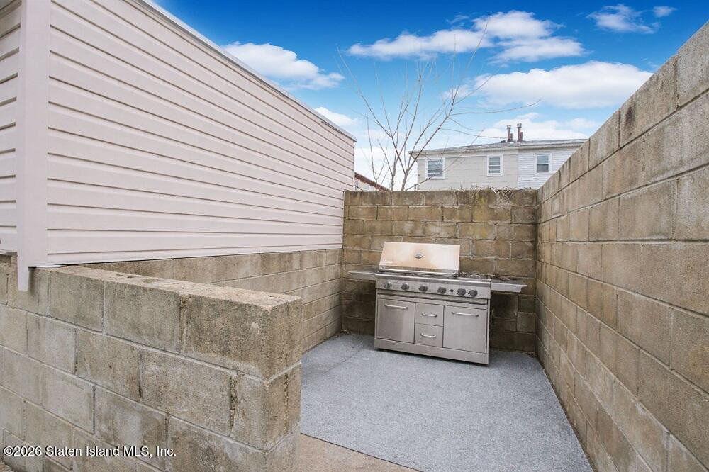327 Bedford Avenue, Staten Island, NY, 10306 image 17