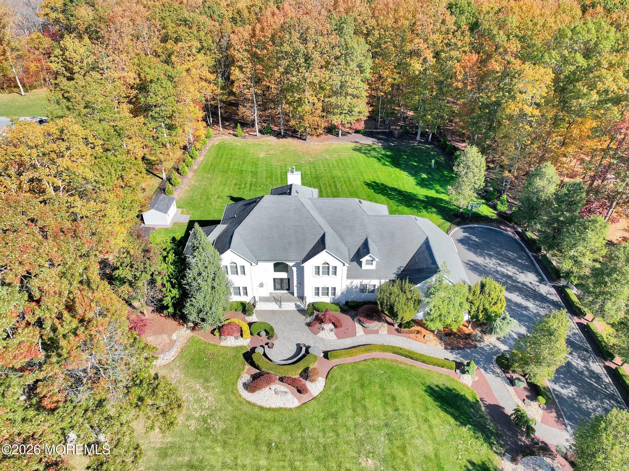 16 Molsbury Lane Image 3