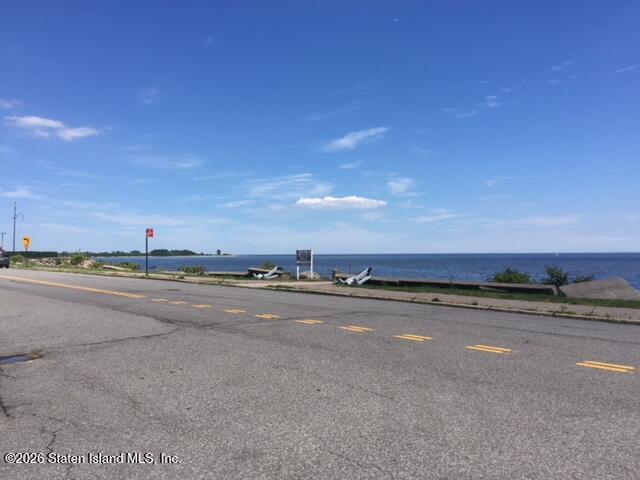 25 Strawberry Lane, Staten Island, NY, 10312 image 12