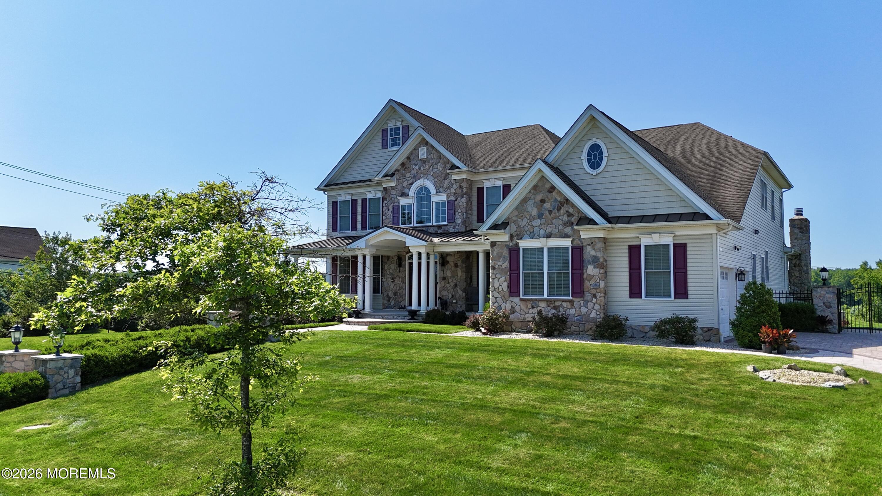 1 Belmont Court Image 2