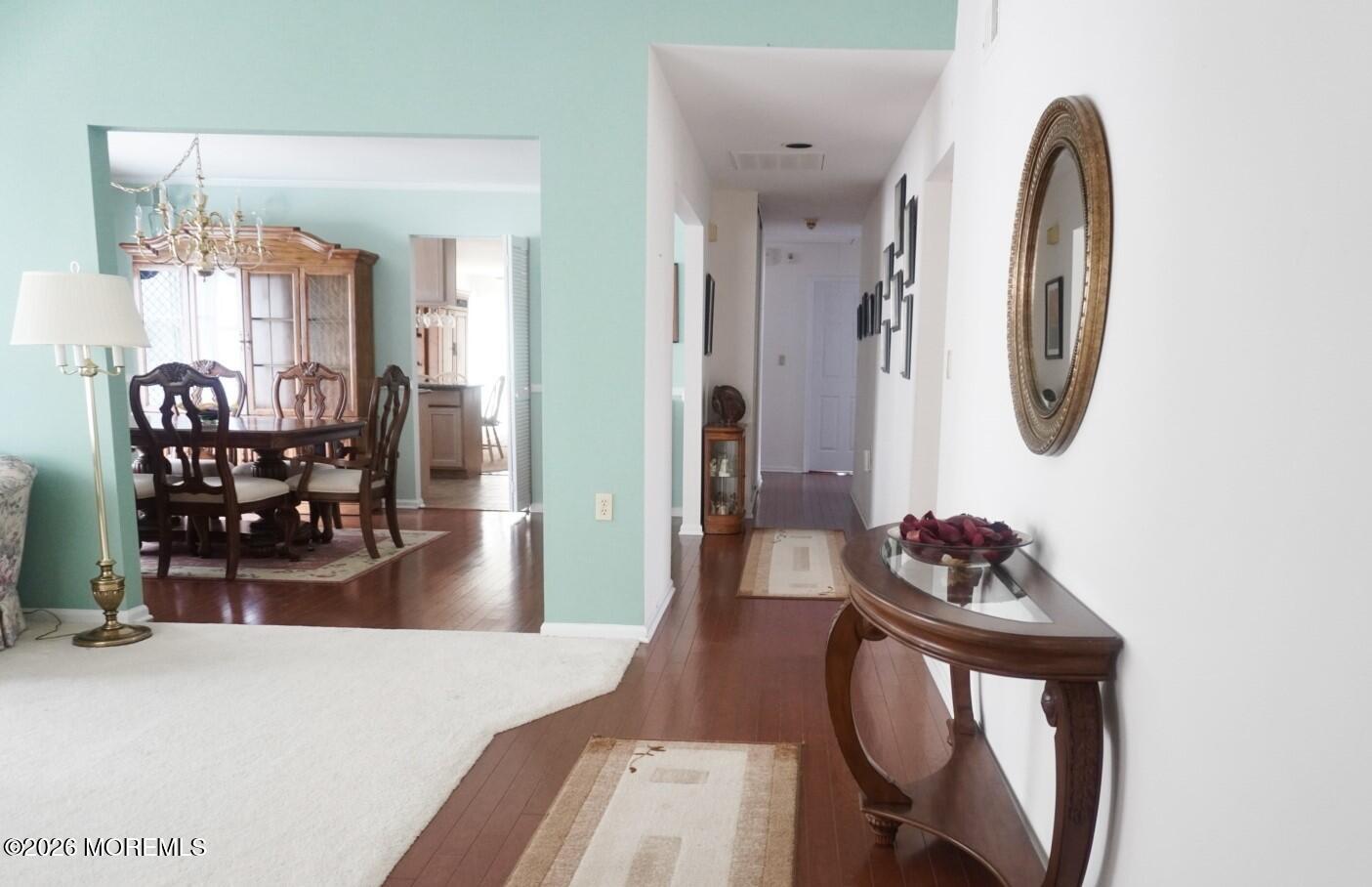 2400 Coral Leaf Road Image 4