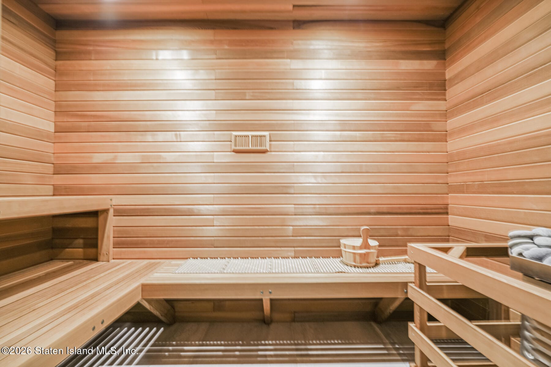 7 Rice Avenue, Staten Island, NY, 10301 image 32