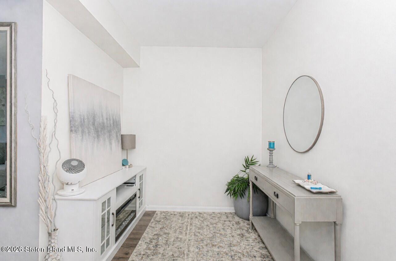 830 Howard Avenue 6a Image 3