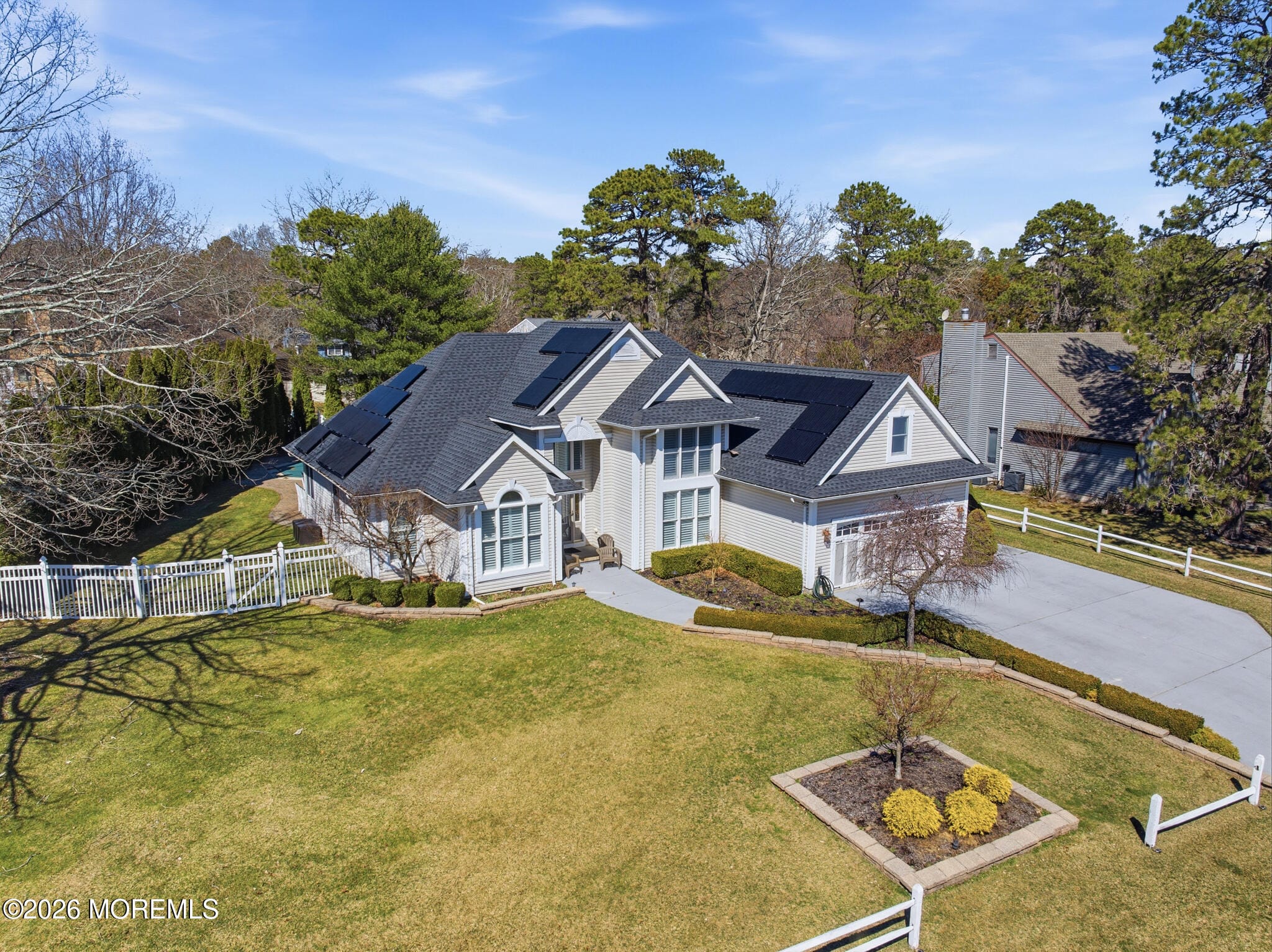 718 Amherst Road Image 4