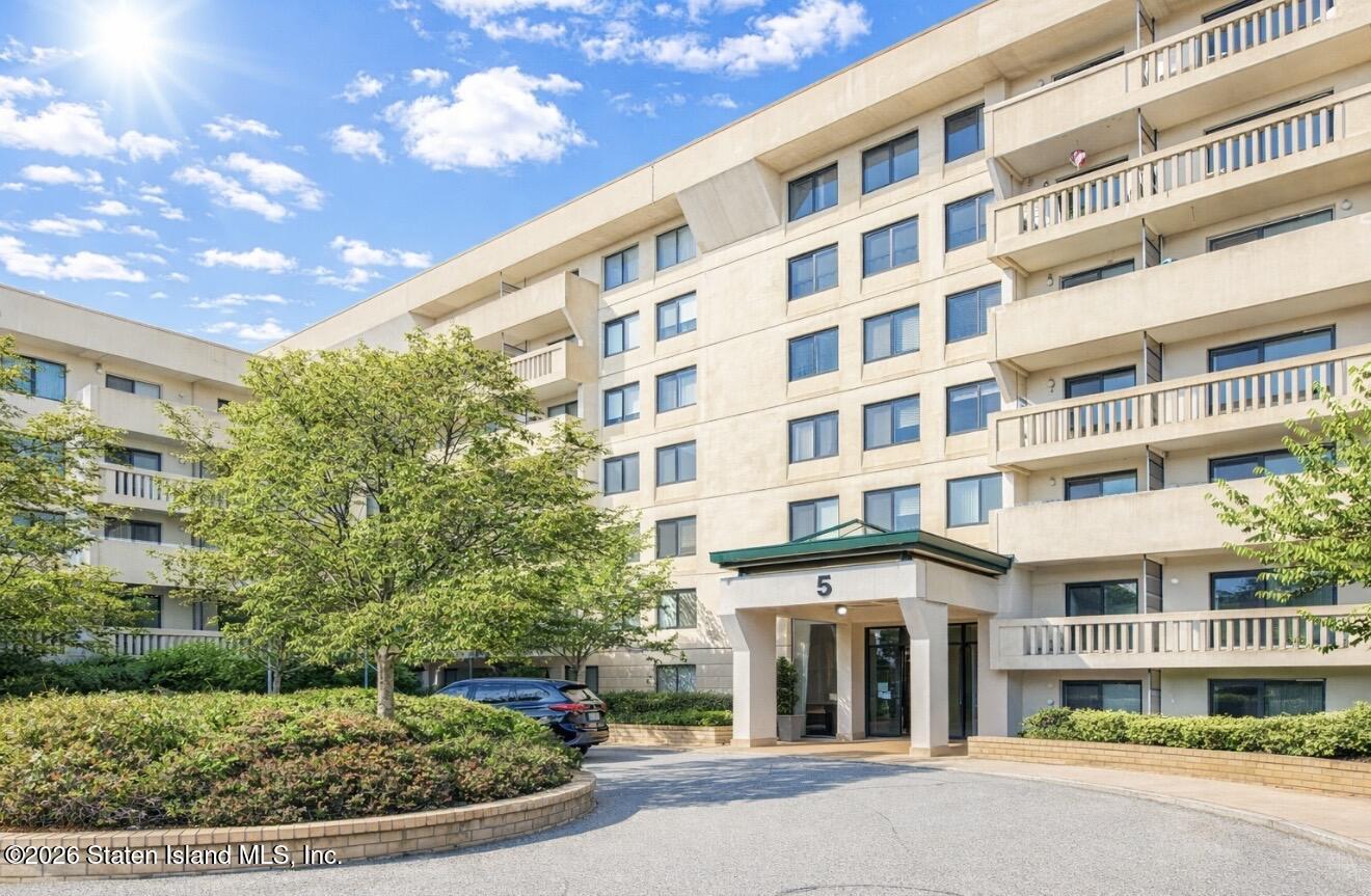 5 Windham Loop 6e, Staten Island, NY, 10314