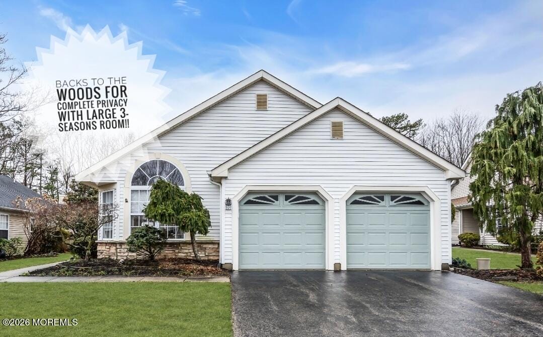 30 Strawberry Lane, Lakewood, NJ, 08701