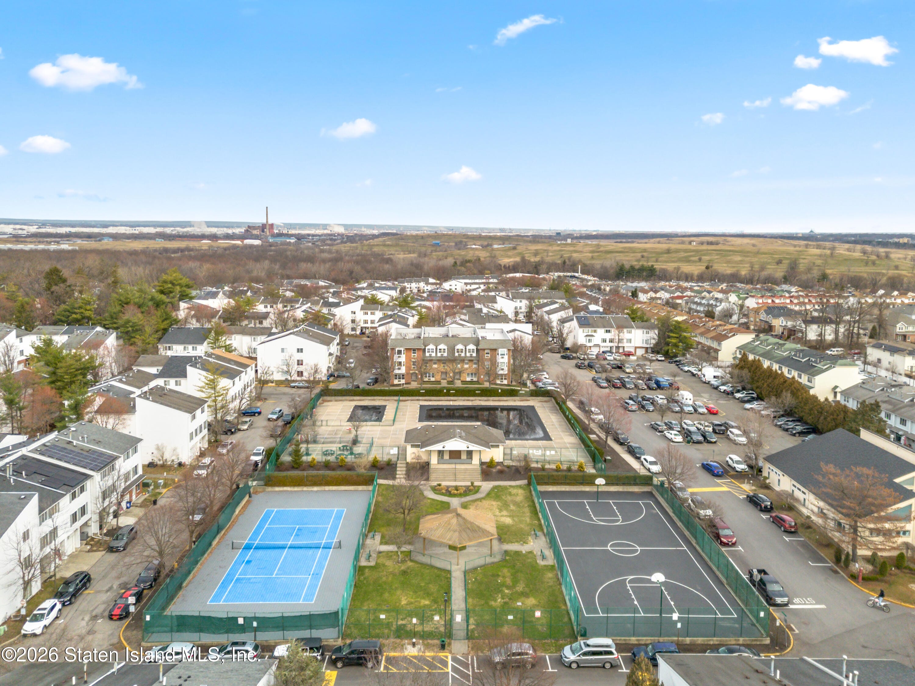 278 Ilyssa Way, Staten Island, NY, 10312 image 26