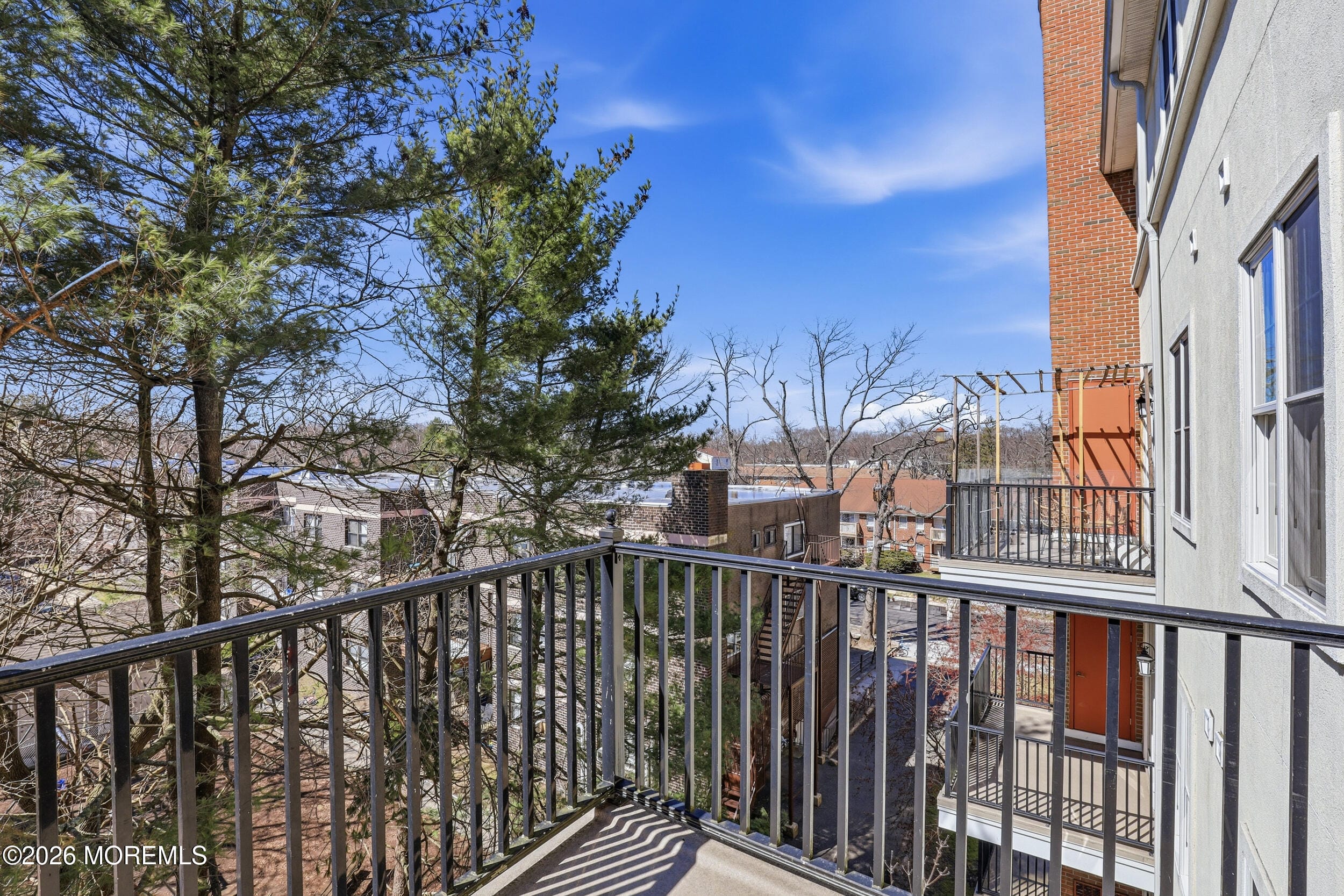 952 Madison Avenue Image 4