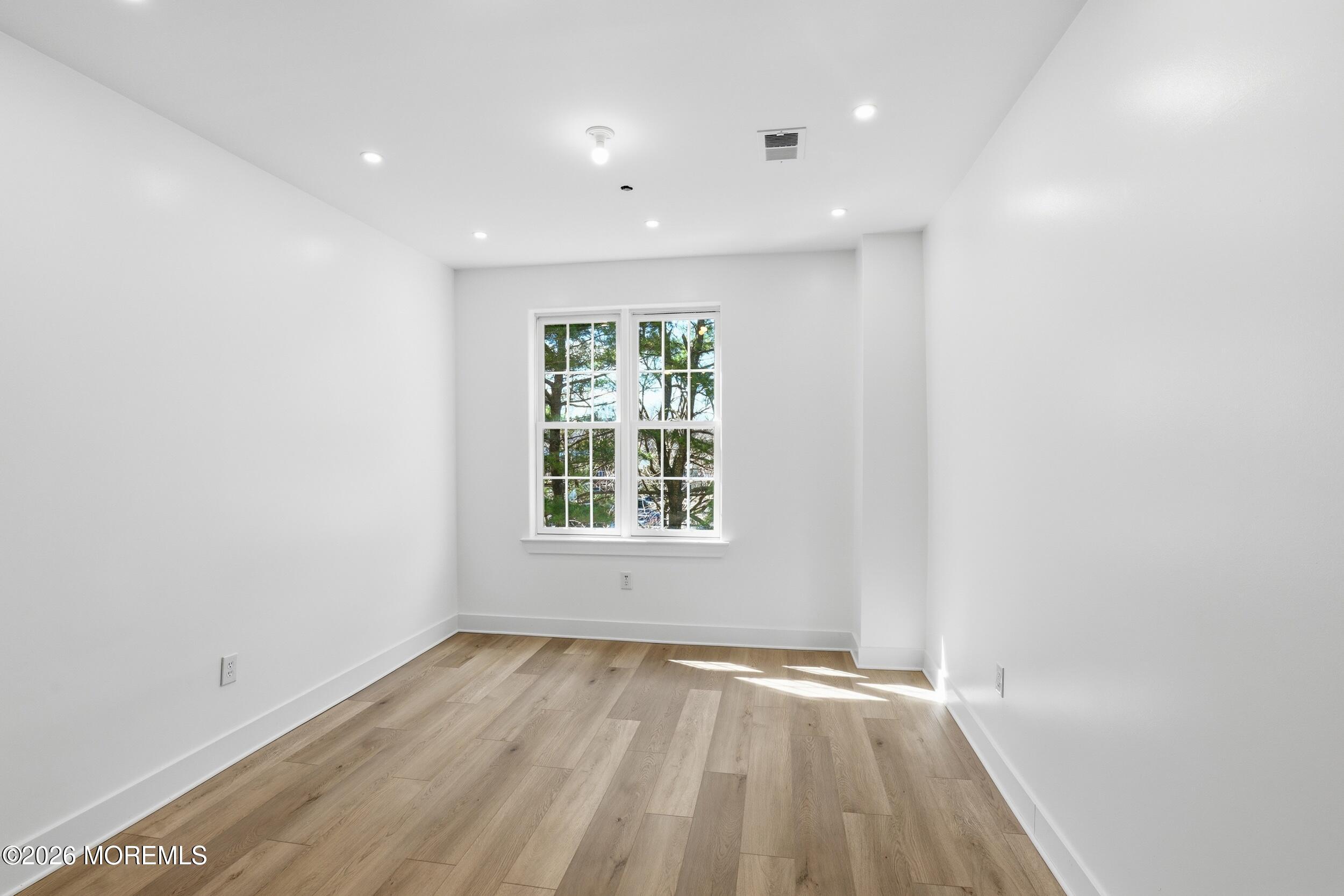 952 Madison Avenue, Lakewood, NJ, 08701 image 17