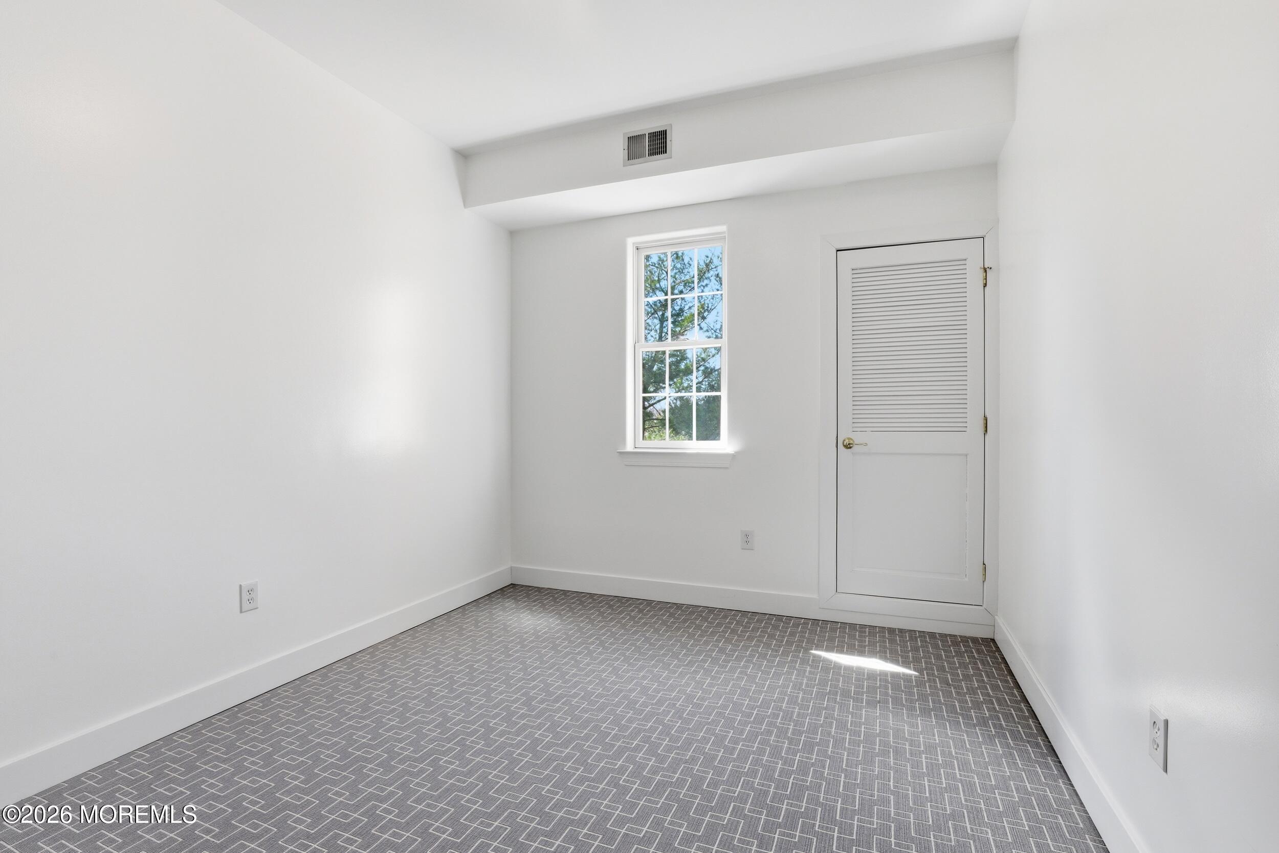 952 Madison Avenue, Lakewood, NJ, 08701 image 28