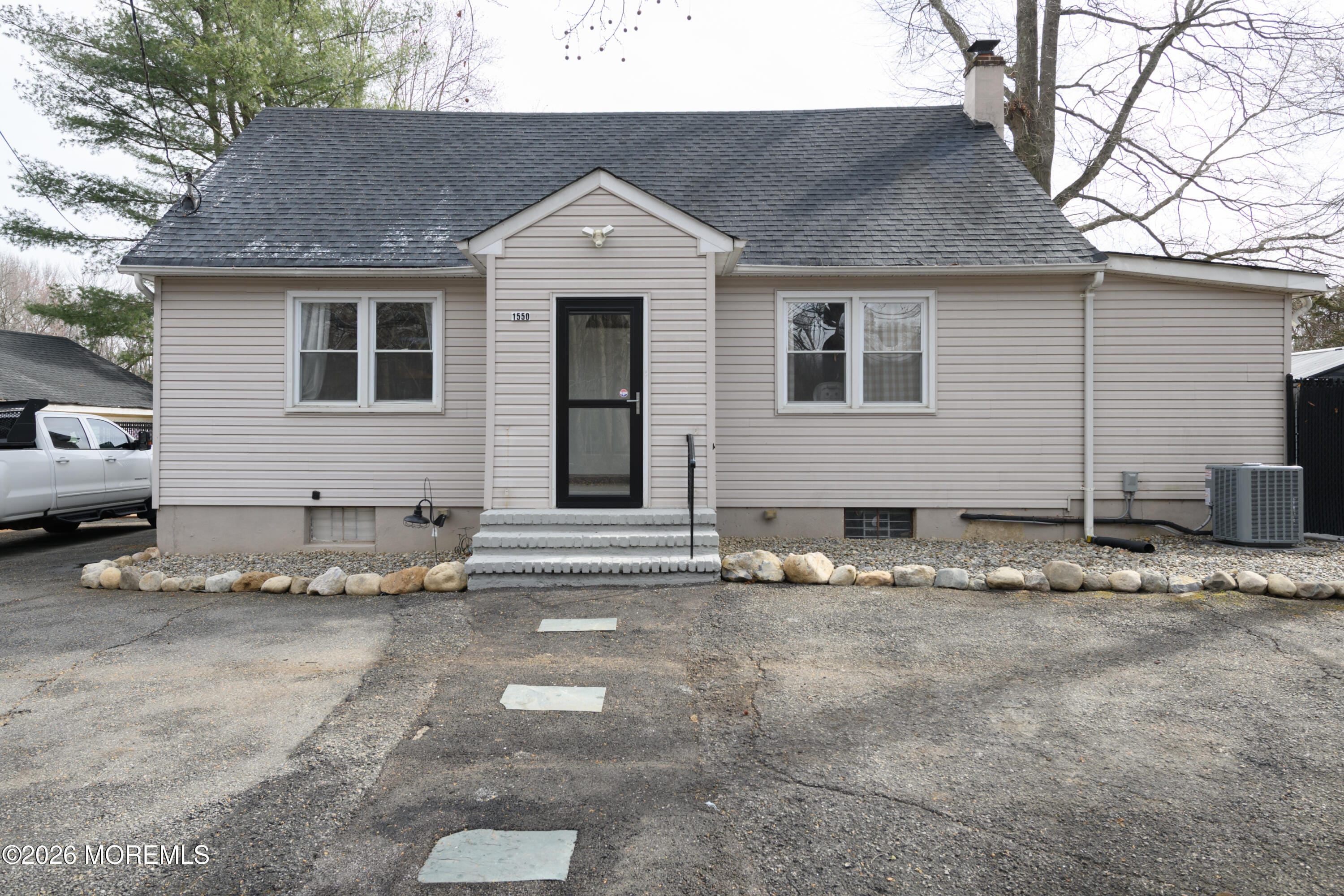 1550 Englishtown Road, Old Bridge, NJ, 08857