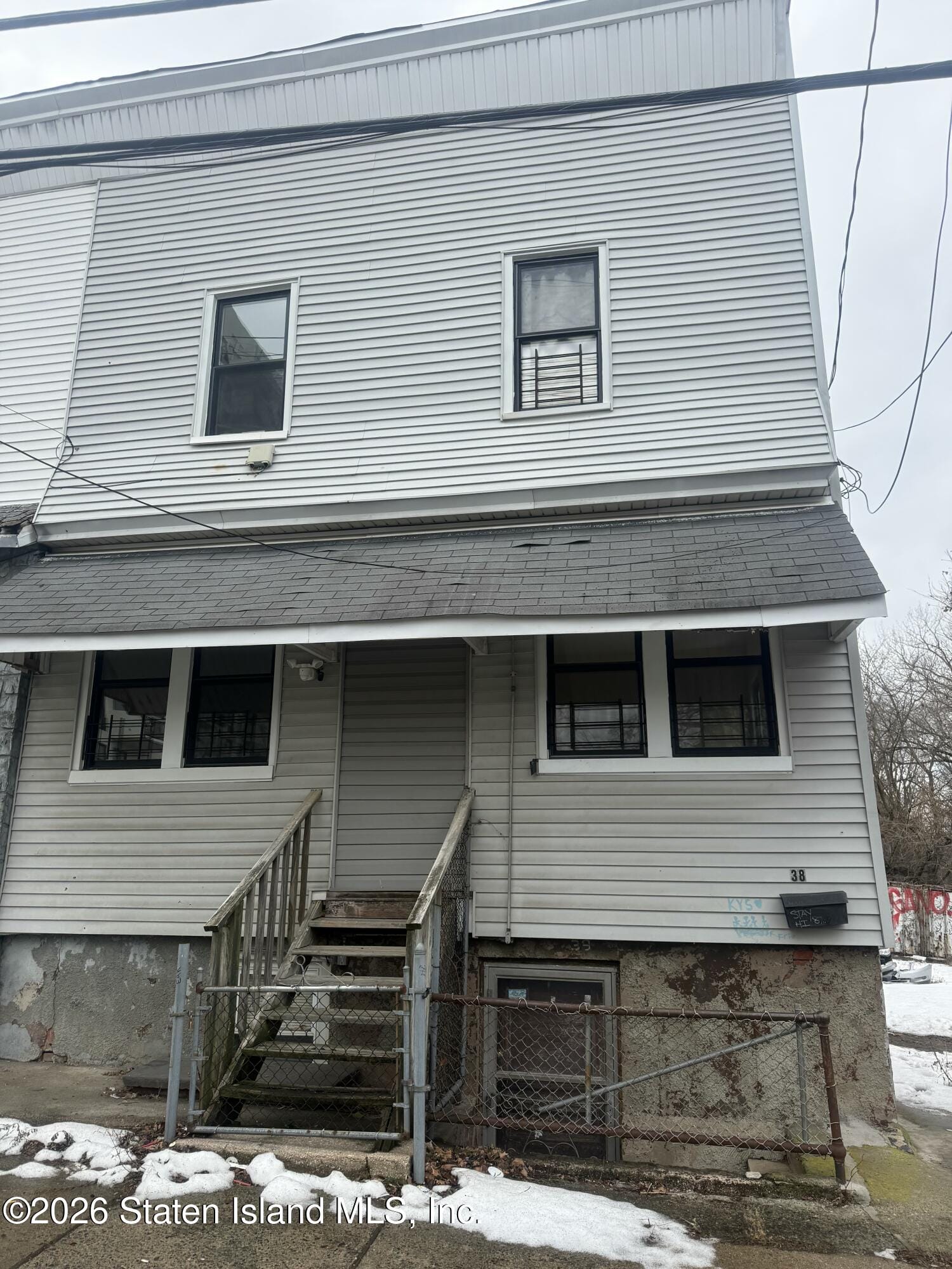 38a-38b Holland Avenue Image 2