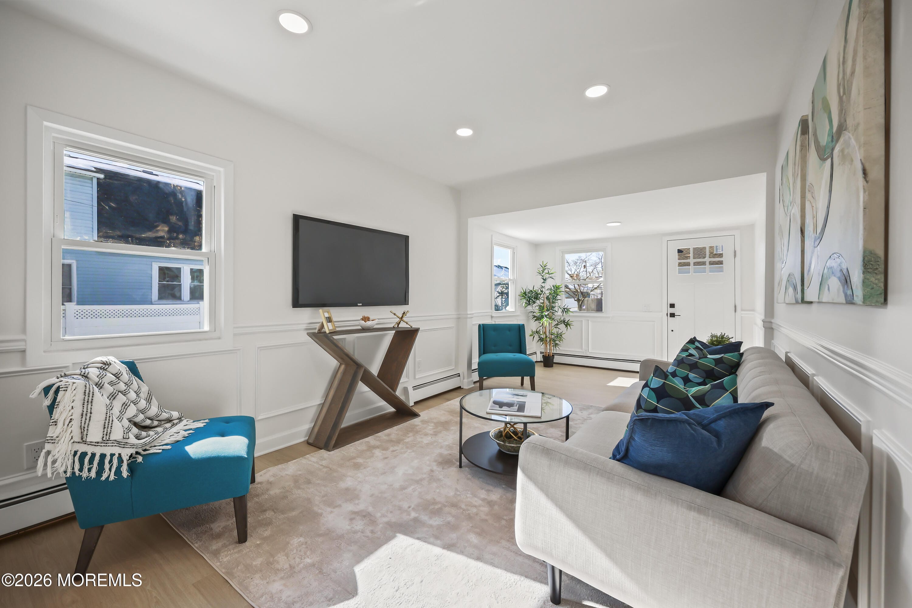 24 Willis Avenue Image 4