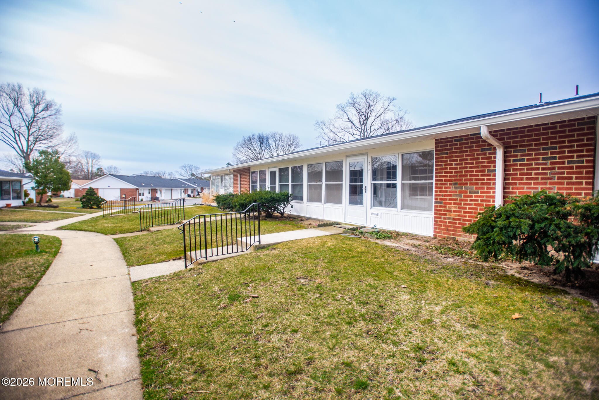 827c Balmoral Court Image 4