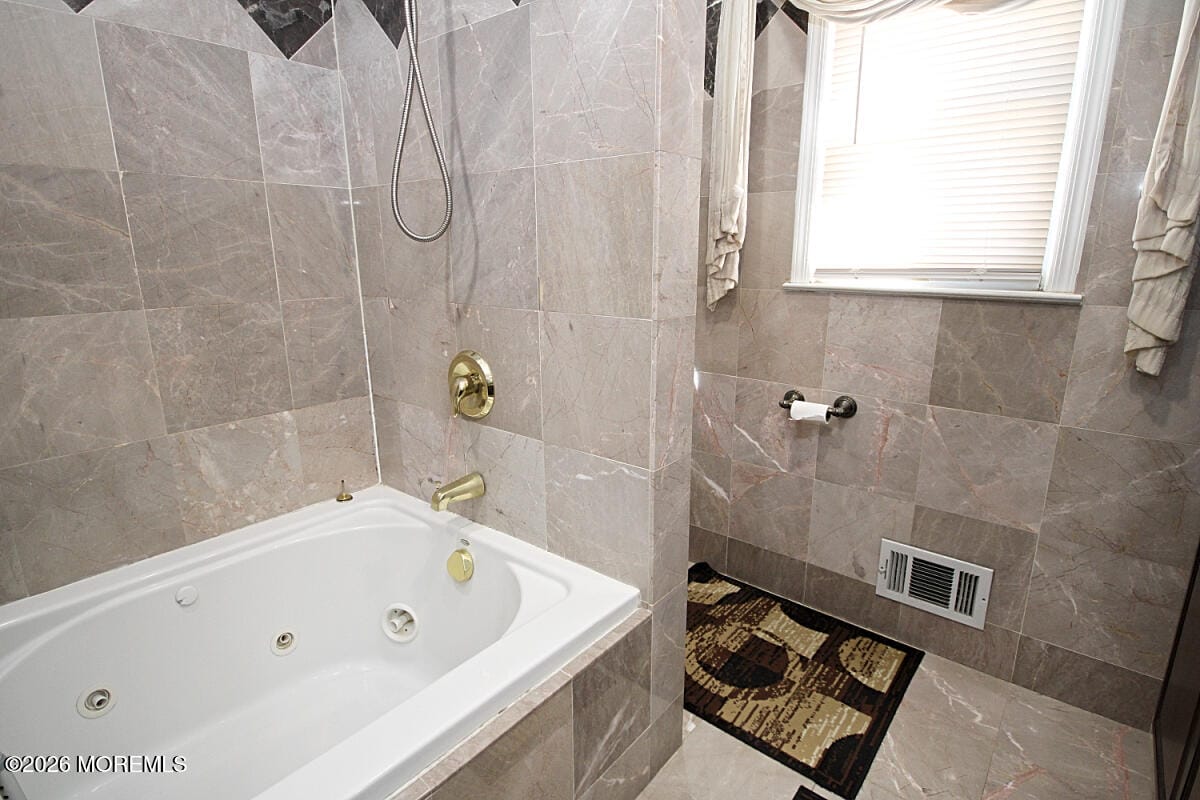 440 Smith Court, Cliffwood, NJ, 07721 image 18