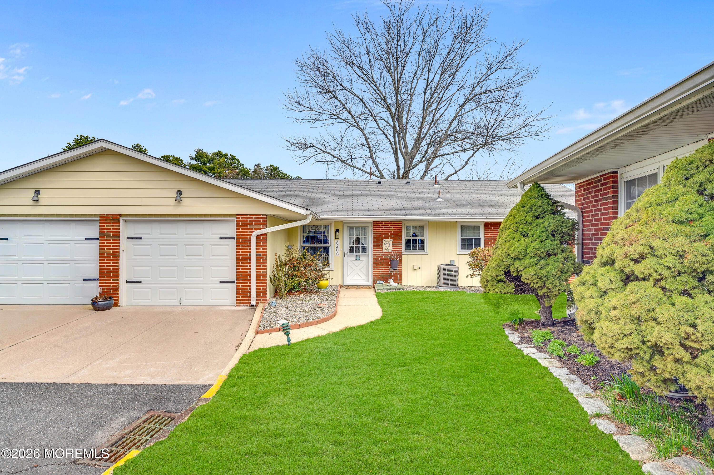 620A Huntington Drive 620A Image 1