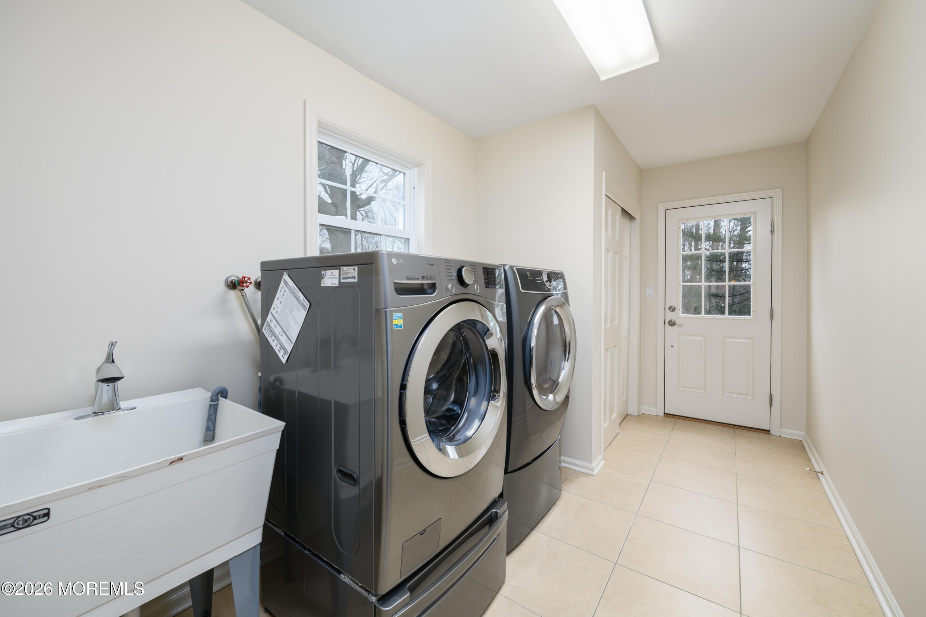 4 Packard Drive, Middletown, NJ, 07748 image 17