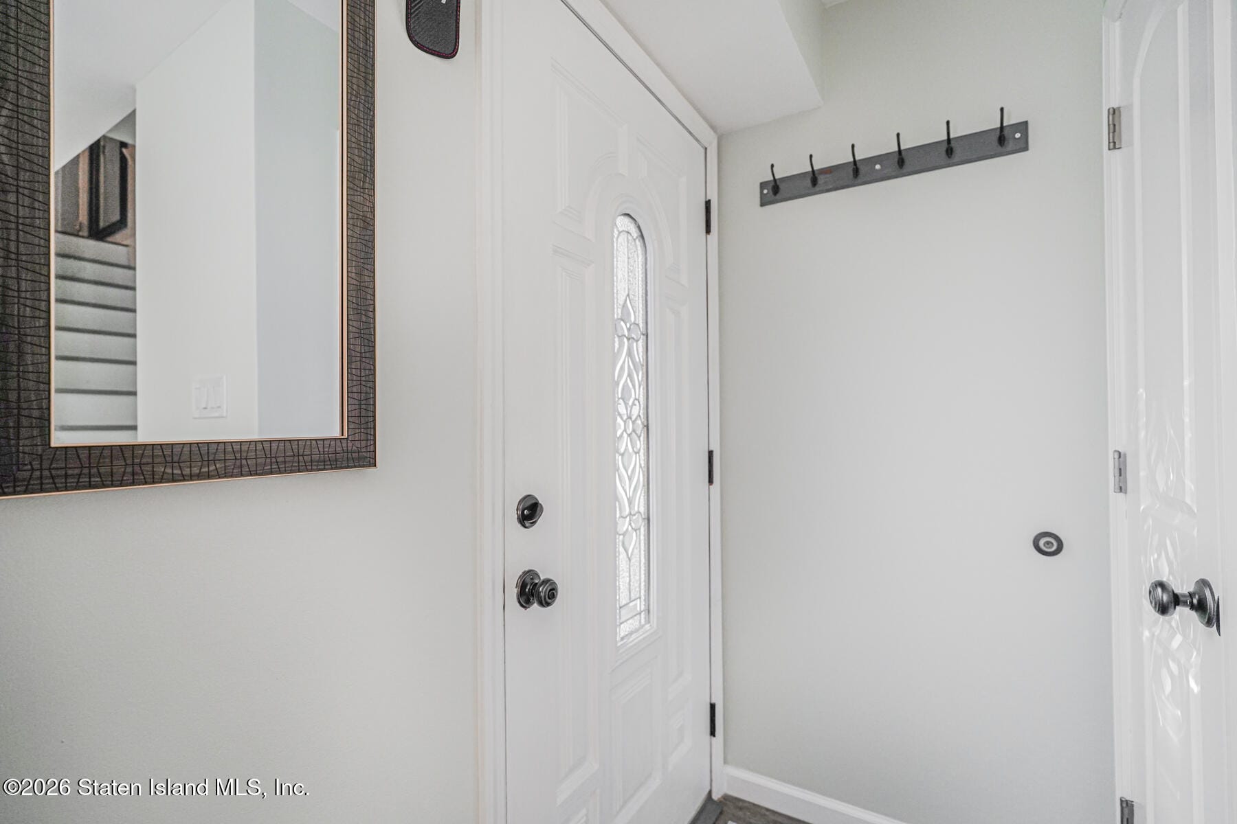 1984 Arthur Kill Road Image 2