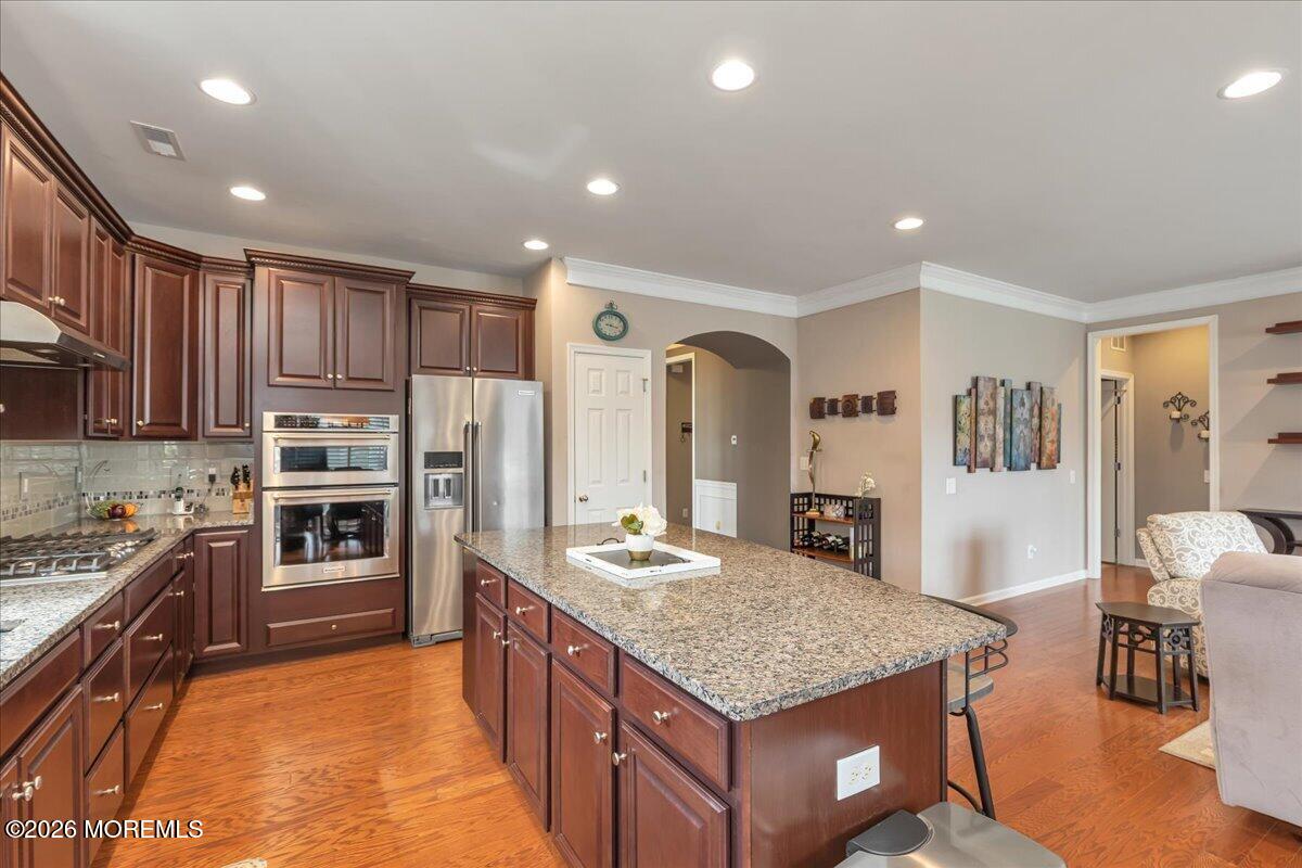 33 W Chaucer Lane, Farmingdale, NJ, 07727 image 13