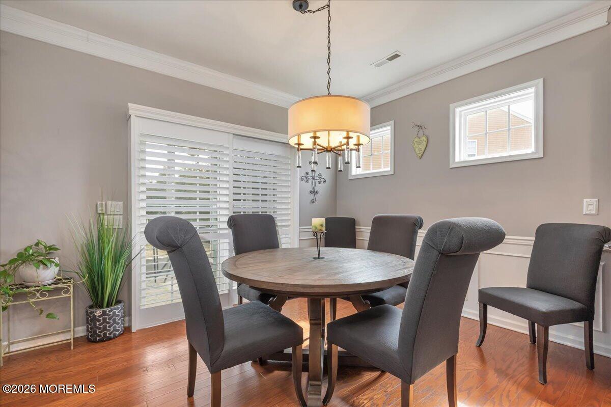 33 W Chaucer Lane, Farmingdale, NJ, 07727 image 15