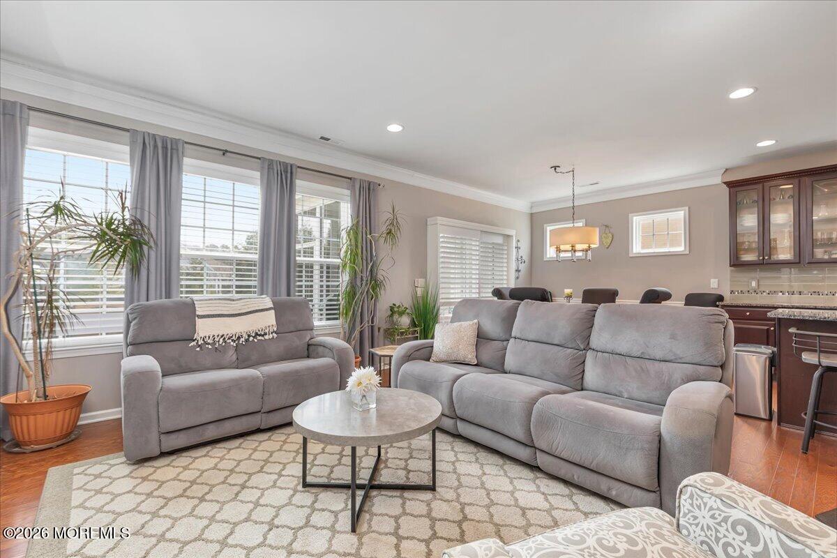 33 W Chaucer Lane, Farmingdale, NJ, 07727 image 19