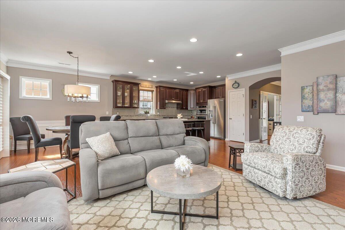 33 W Chaucer Lane, Farmingdale, NJ, 07727 image 20