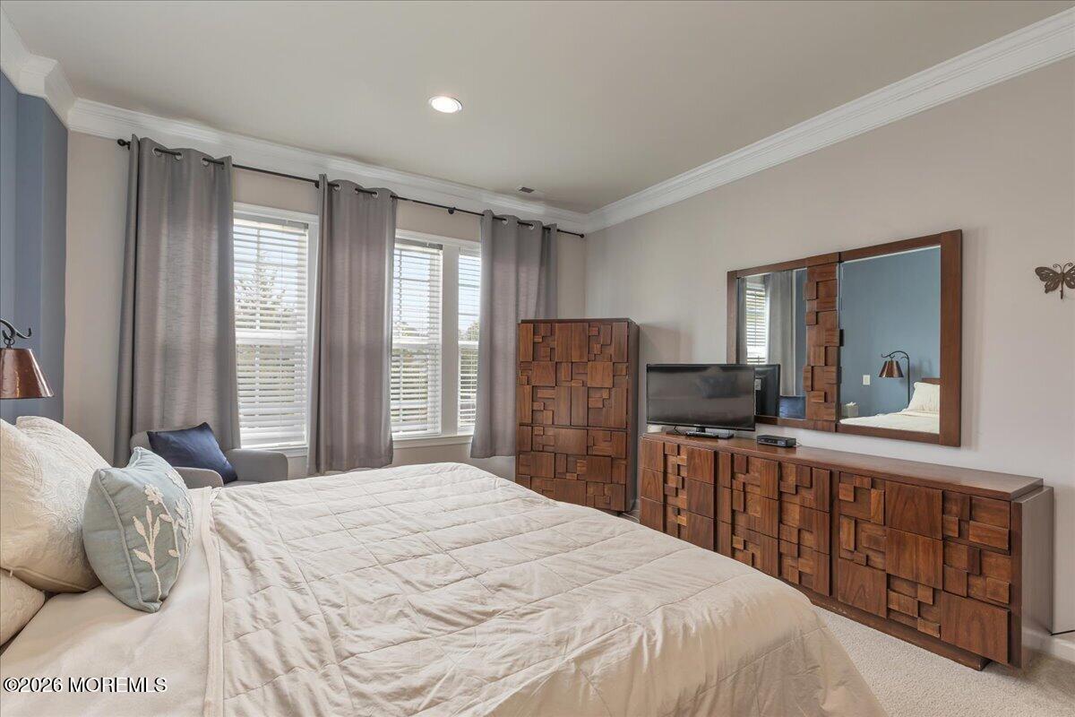 33 W Chaucer Lane, Farmingdale, NJ, 07727 image 22