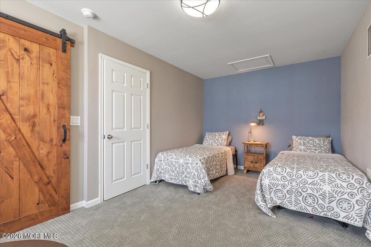 33 W Chaucer Lane, Farmingdale, NJ, 07727 image 27