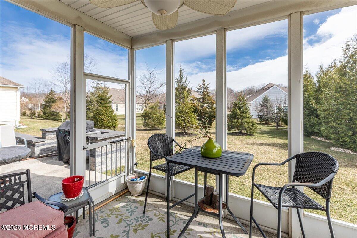 33 W Chaucer Lane, Farmingdale, NJ, 07727 image 29