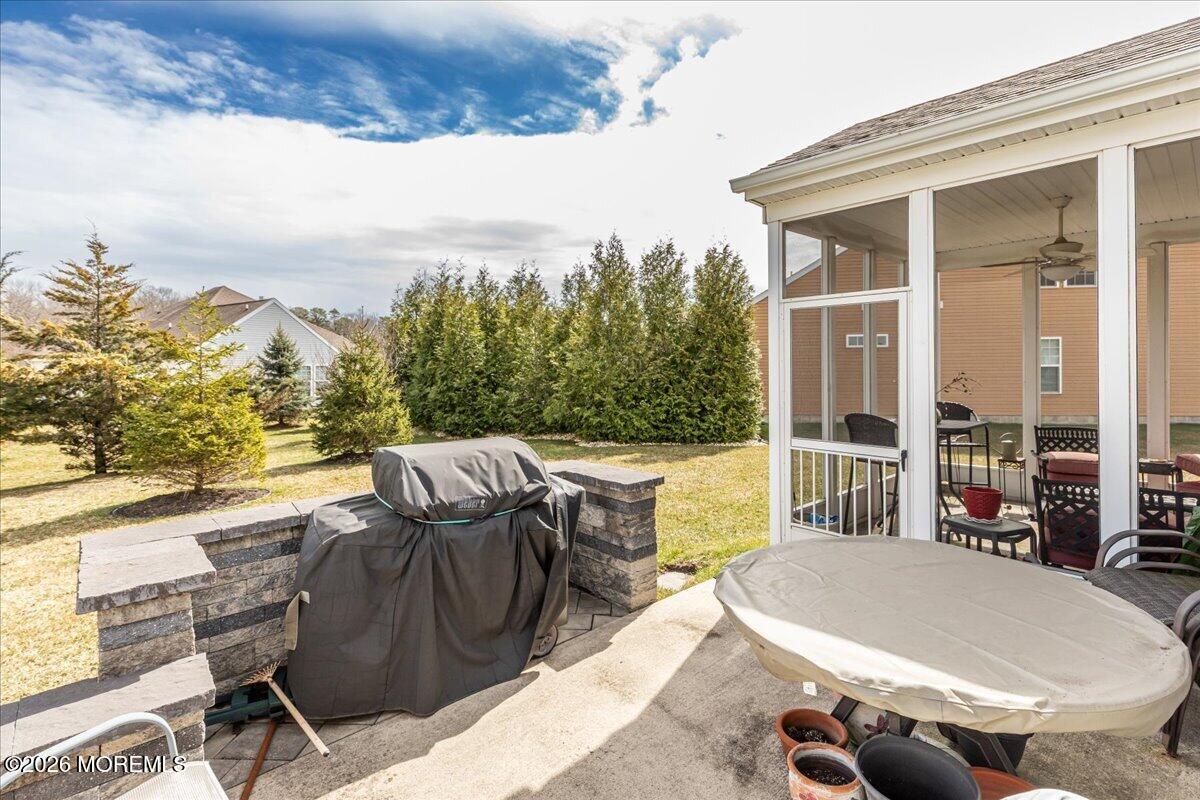 33 W Chaucer Lane, Farmingdale, NJ, 07727 image 30