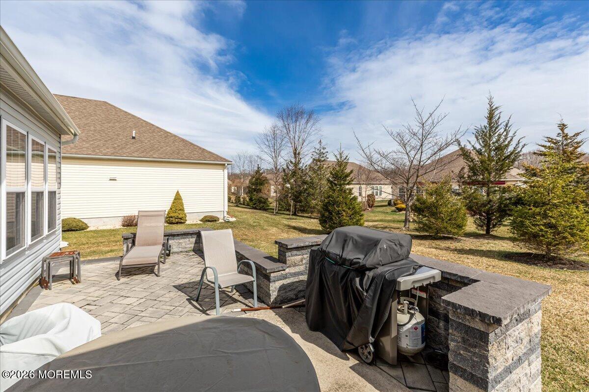 33 W Chaucer Lane, Farmingdale, NJ, 07727 image 31