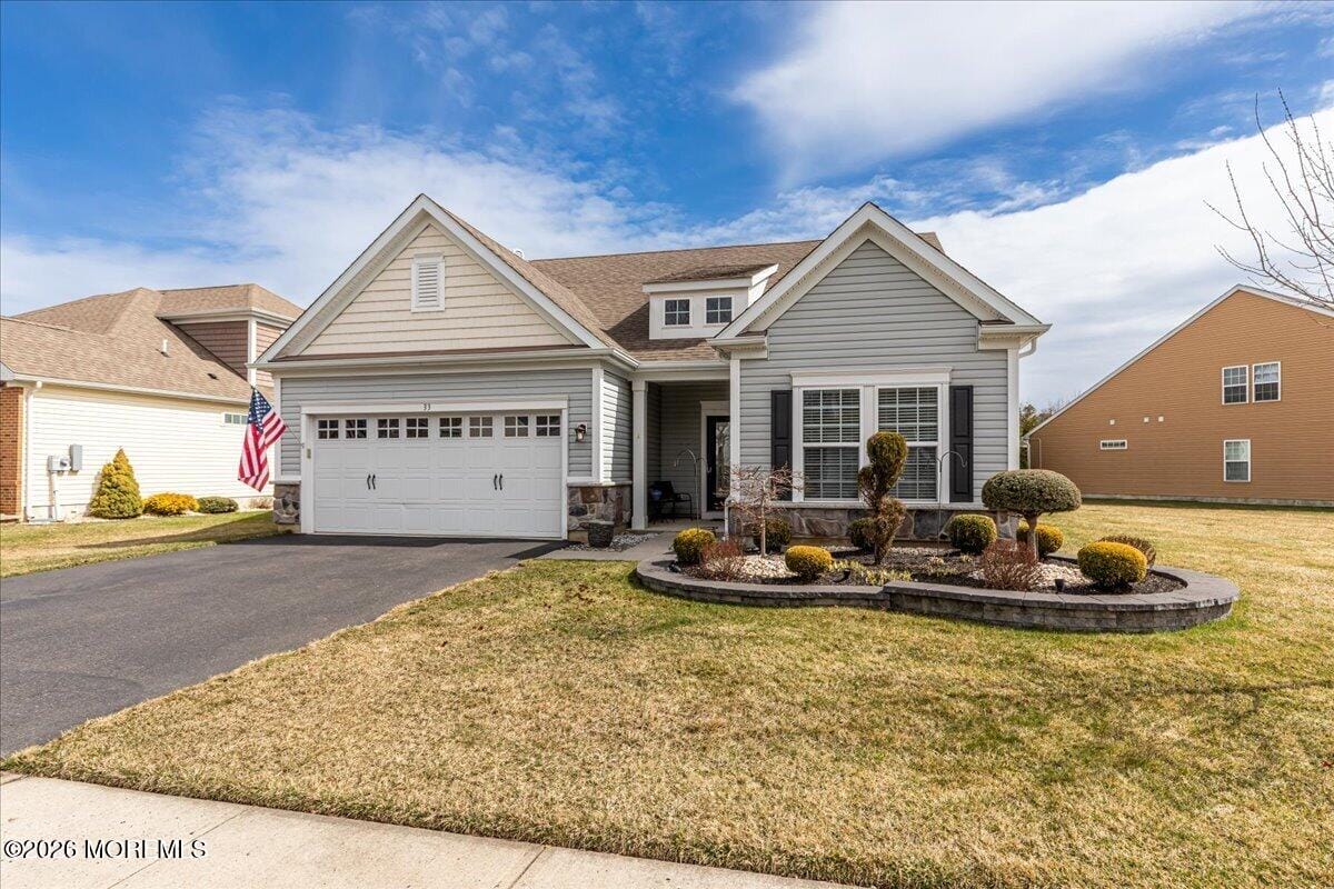 33 W Chaucer Lane, Farmingdale, NJ, 07727 image 36