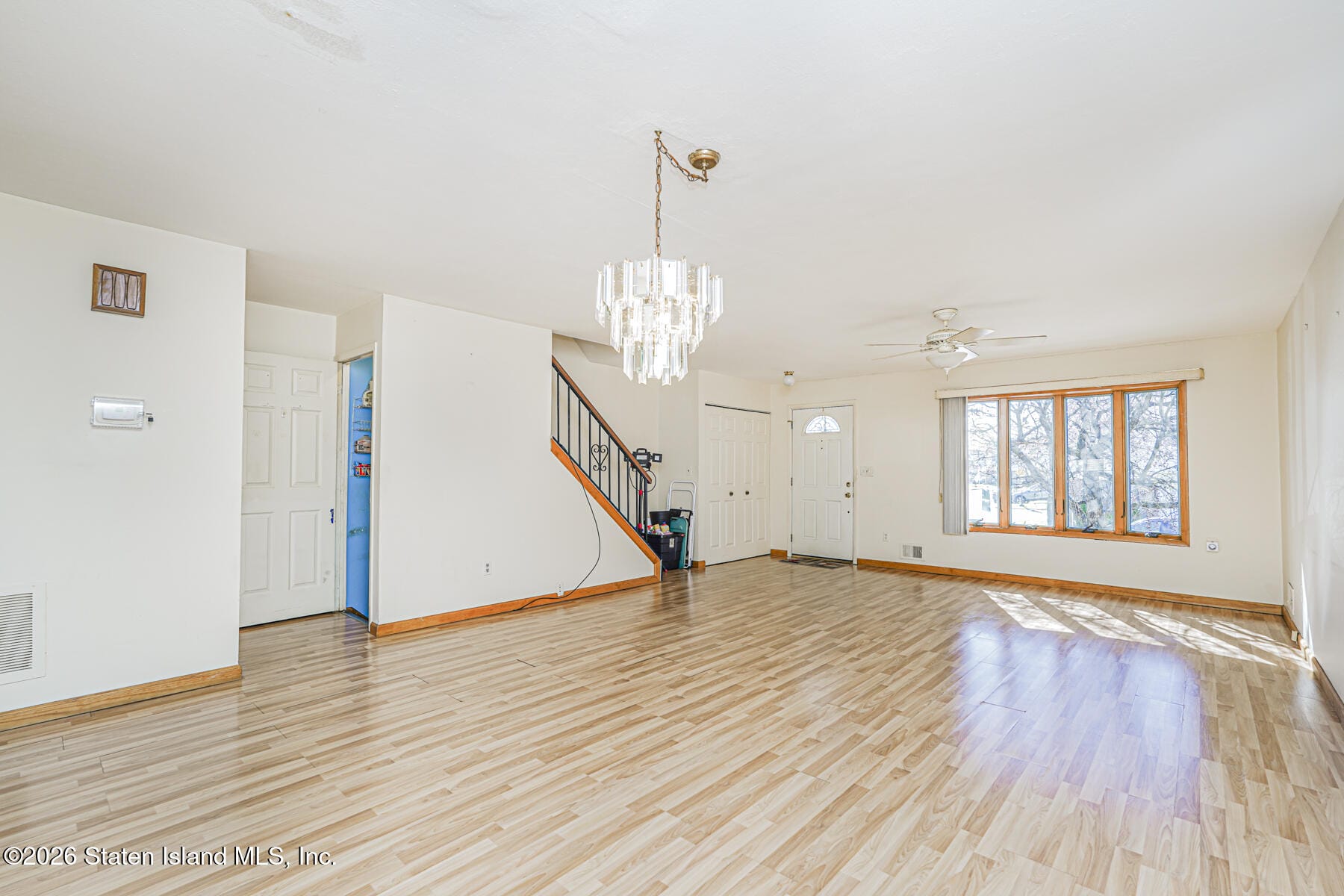 221 Balsam Place Image 3