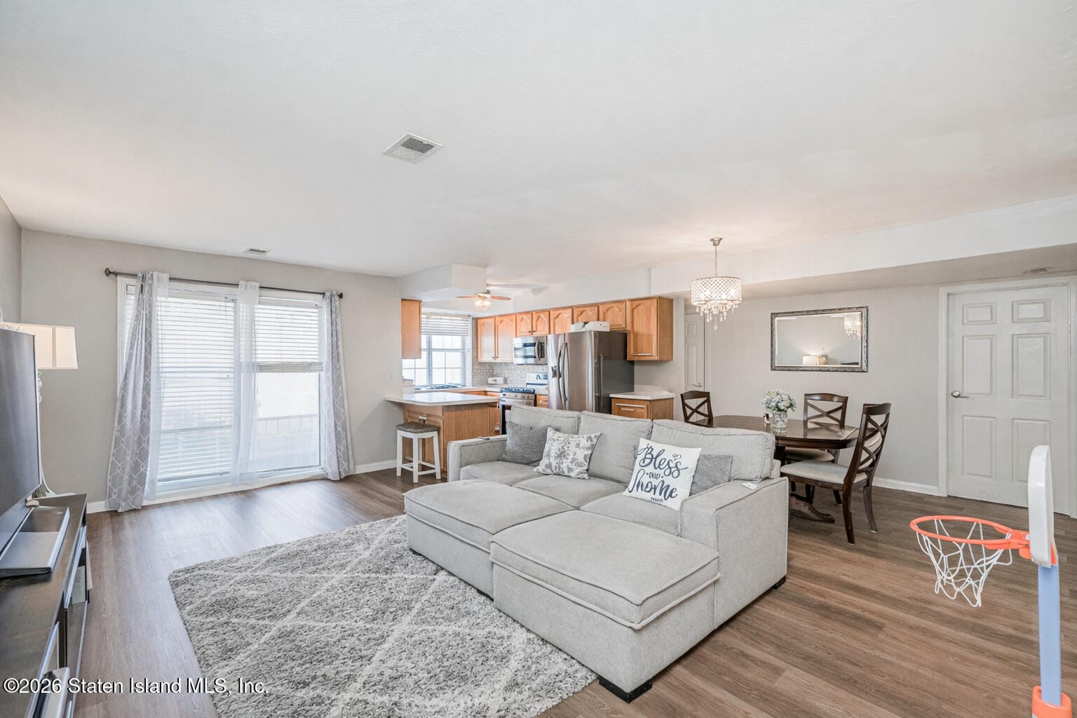 65 Elmwood Park Drive 20b Image 3