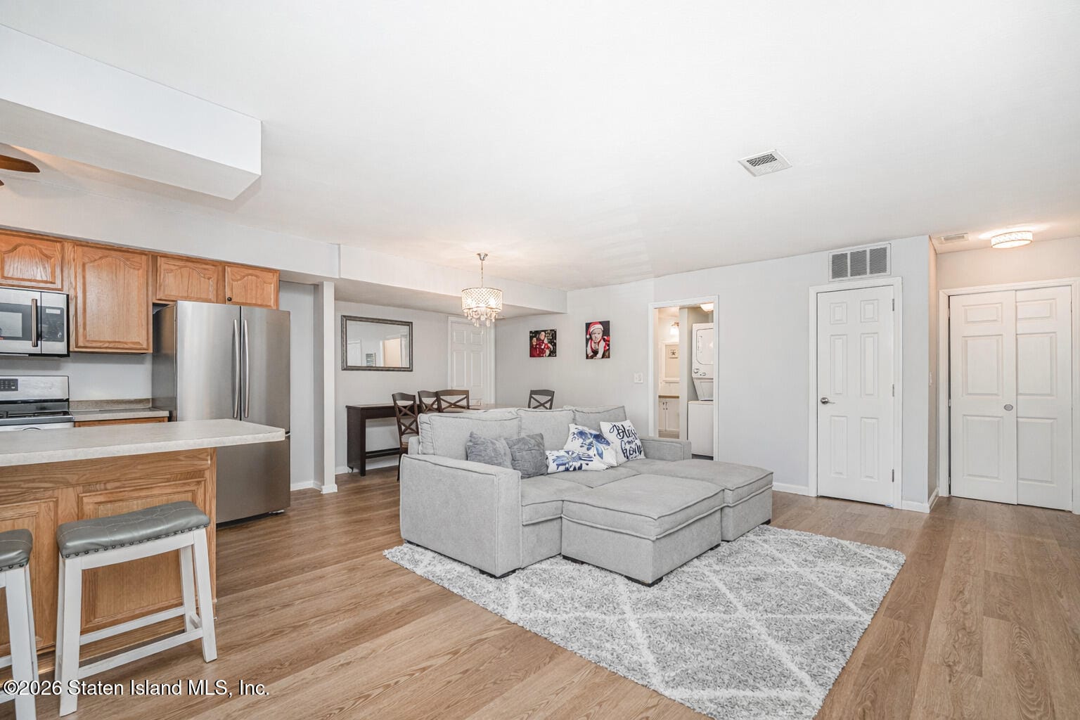 65 Elmwood Park Drive 20b Image 4