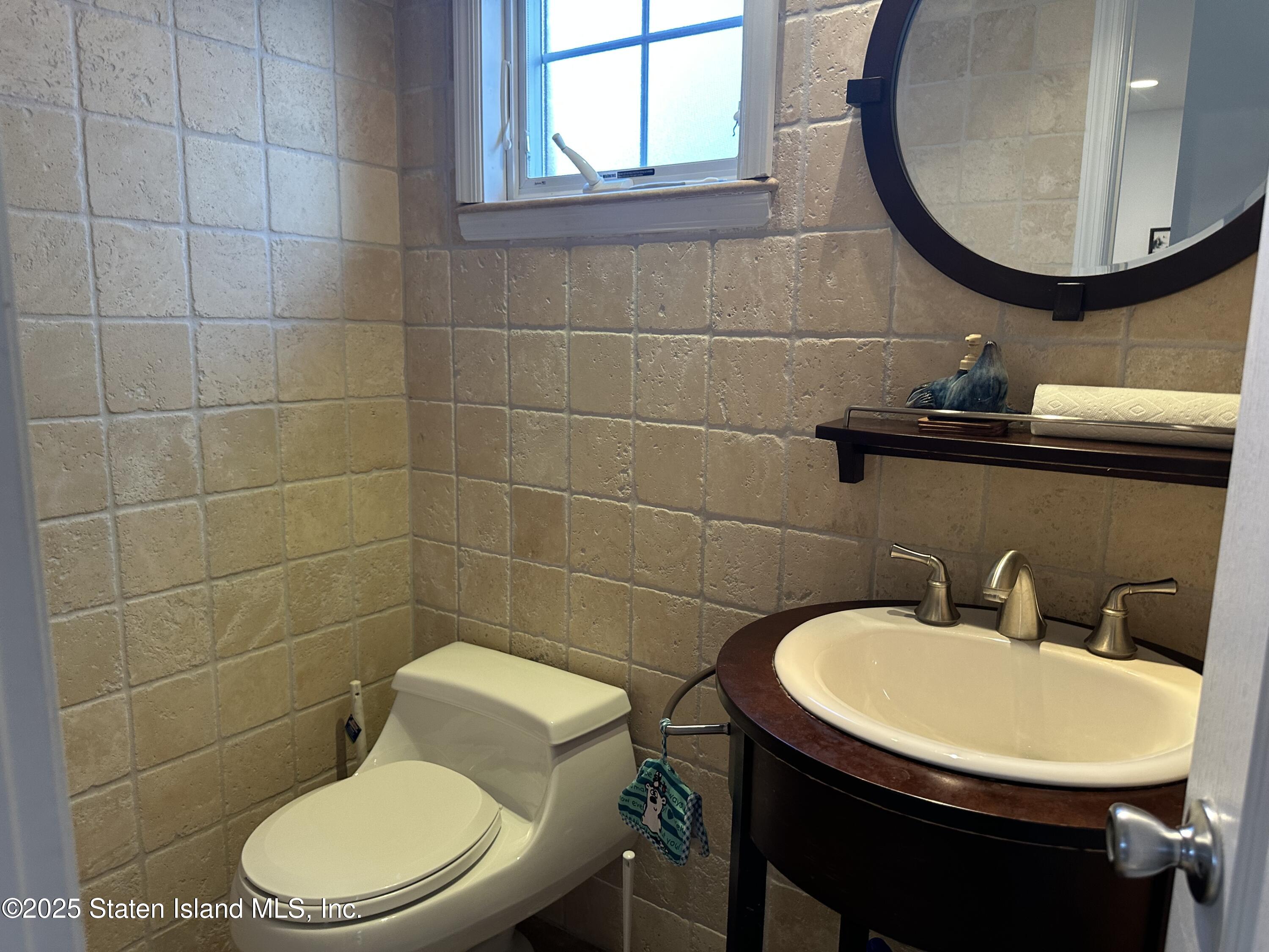 18 Dobbs Place, Staten Island, NY, 10301 image 17