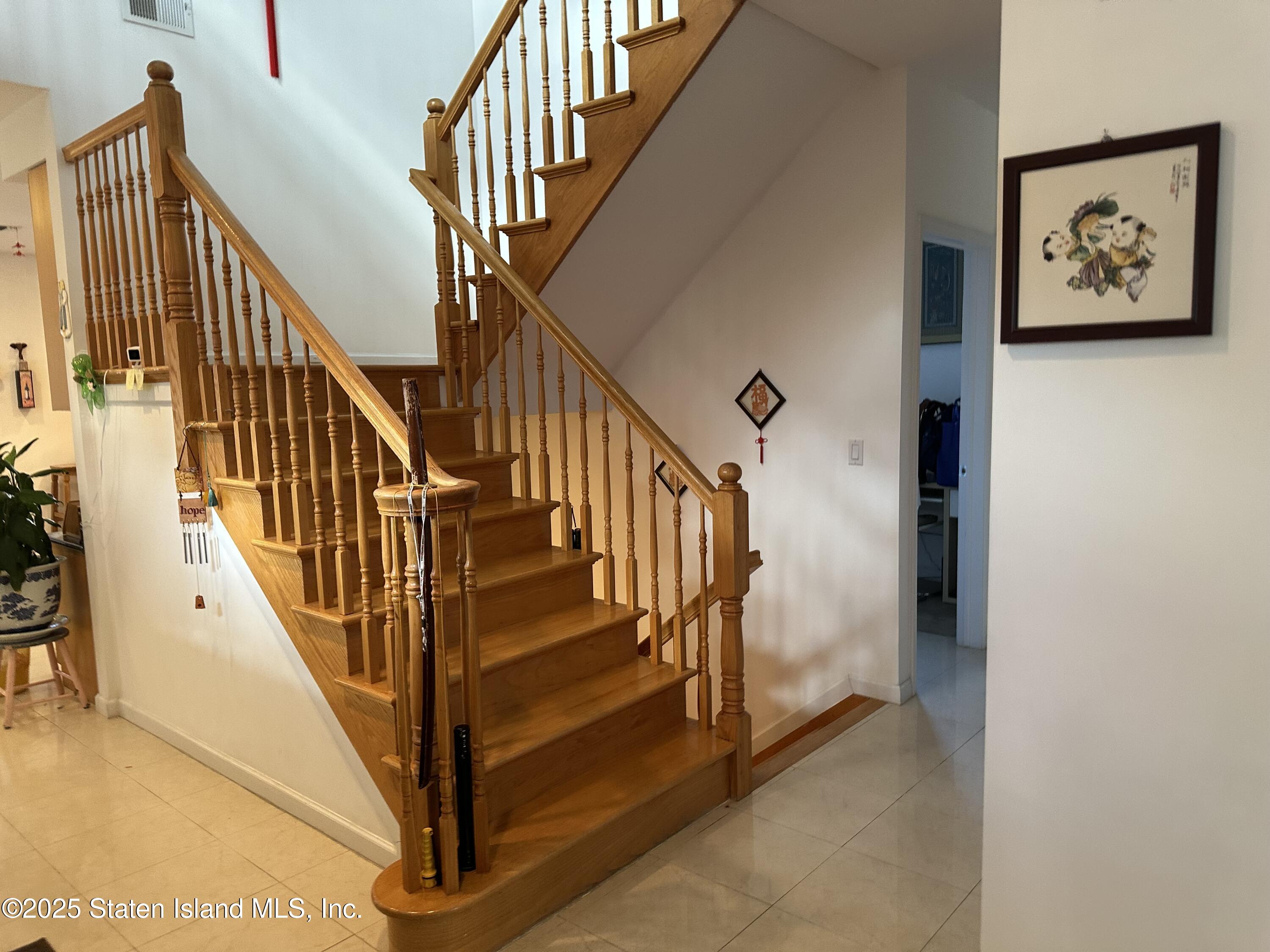 18 Dobbs Place, Staten Island, NY, 10301 image 18