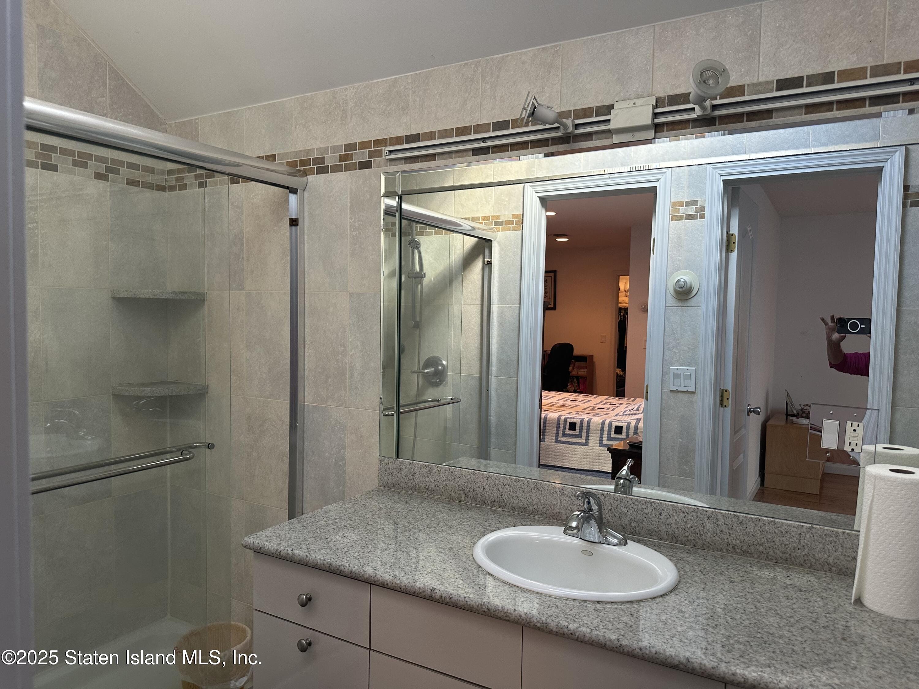 18 Dobbs Place, Staten Island, NY, 10301 image 28