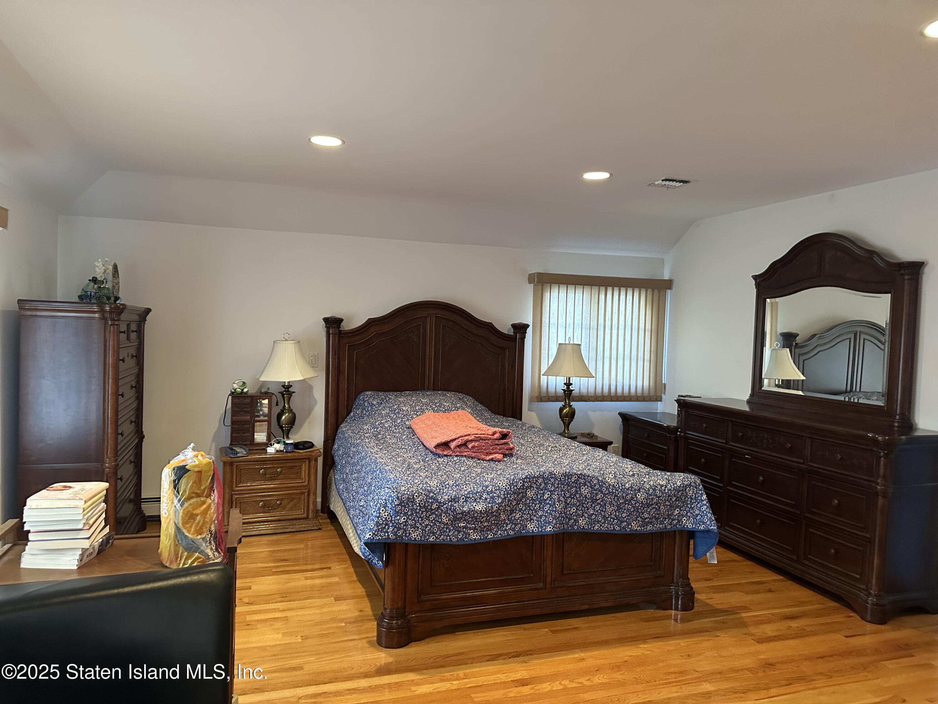 18 Dobbs Place, Staten Island, NY, 10301 image 23