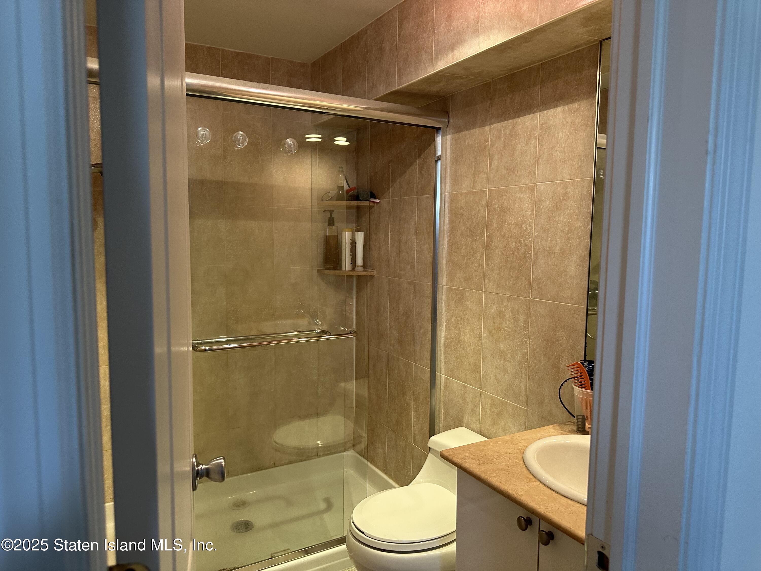 18 Dobbs Place, Staten Island, NY, 10301 image 39