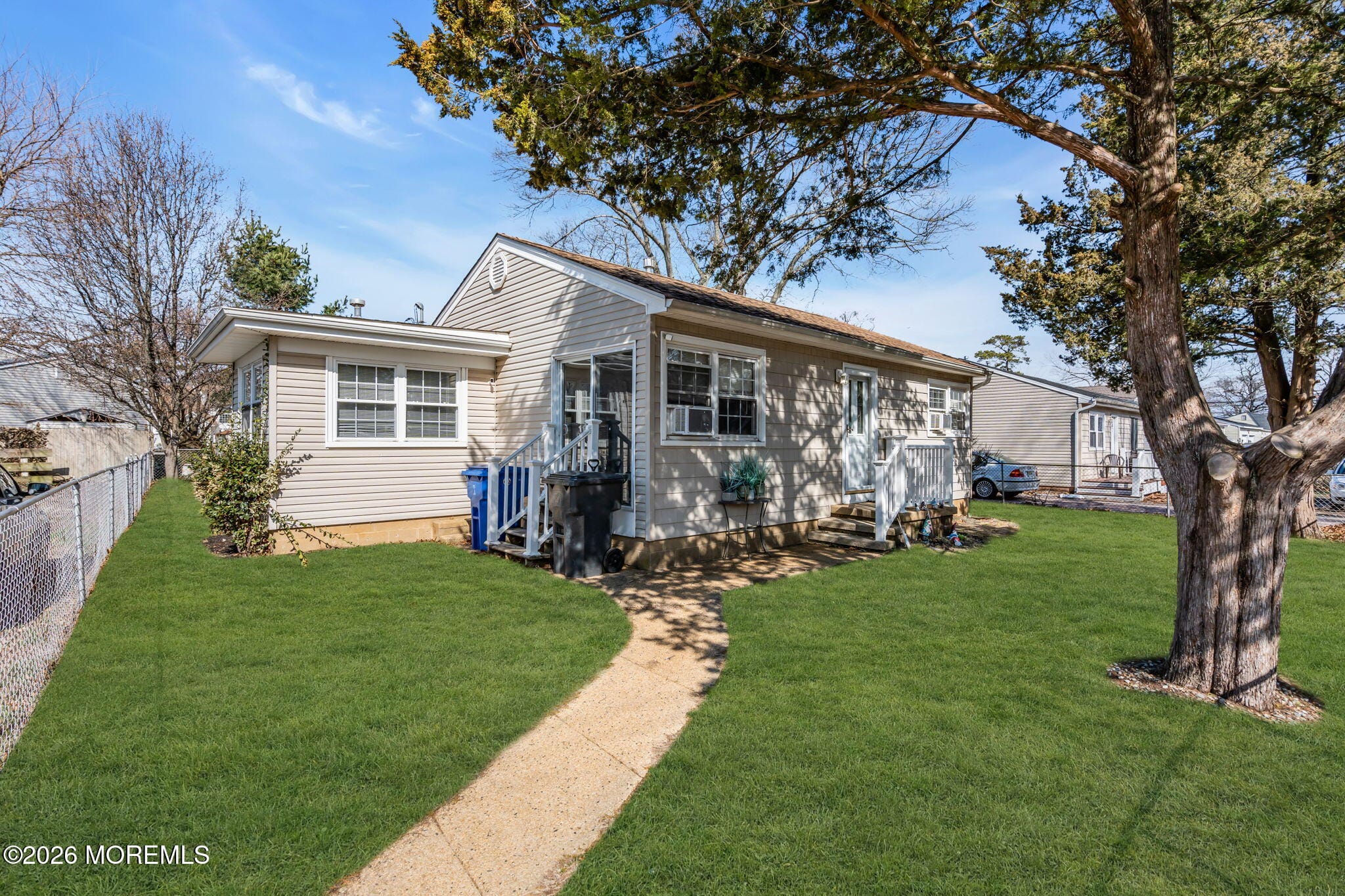 2 Castro Grove Drive Image 5