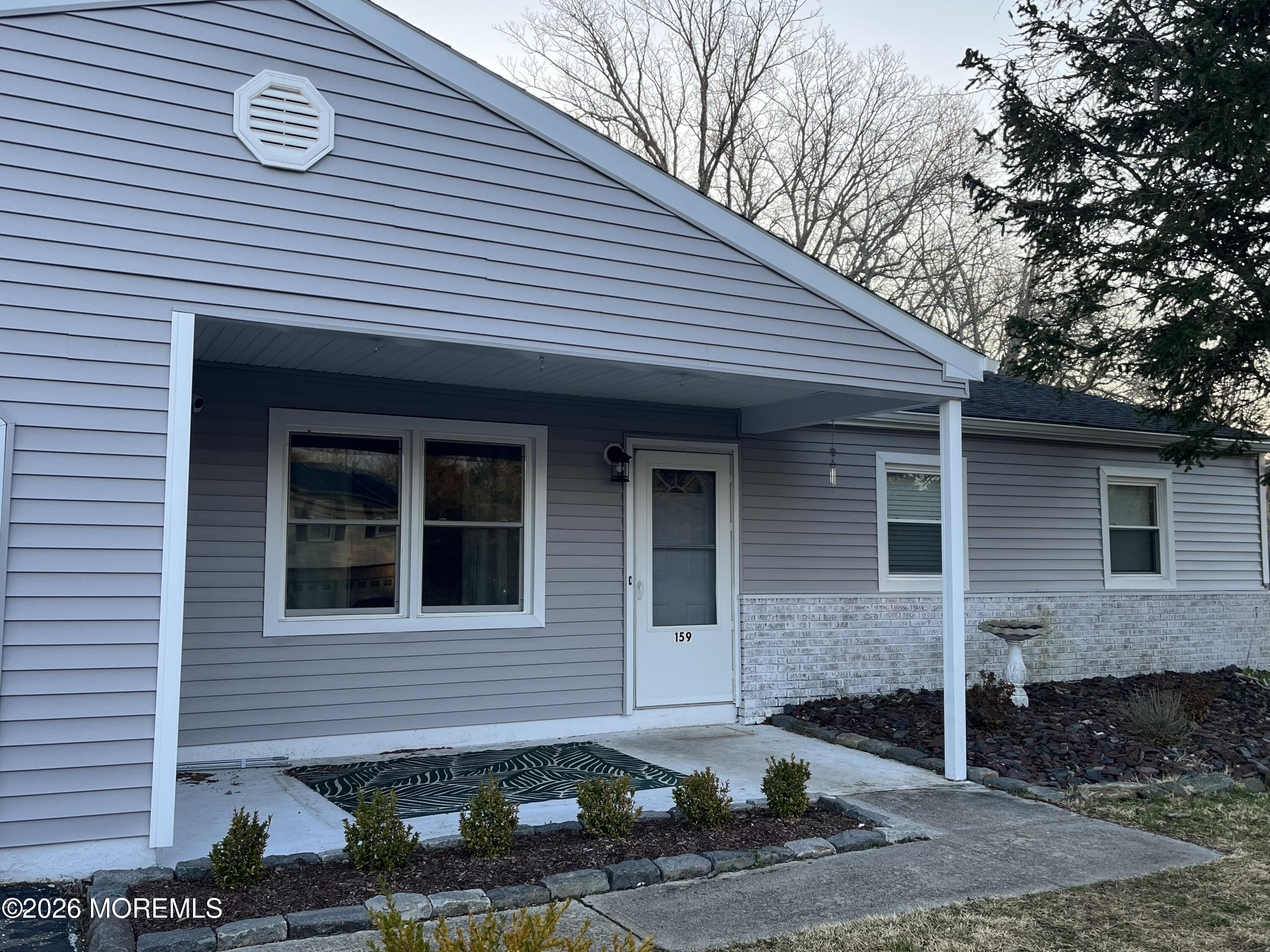 159 Revolutionary Road Image 2