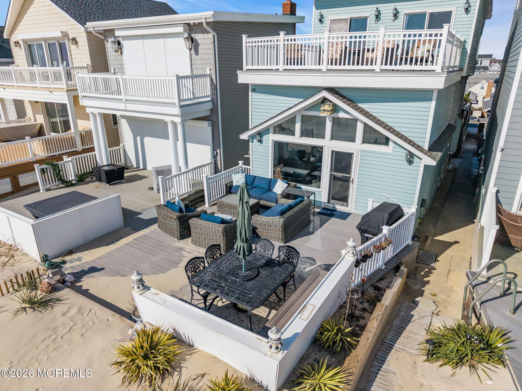 55 Beachfront Image 2
