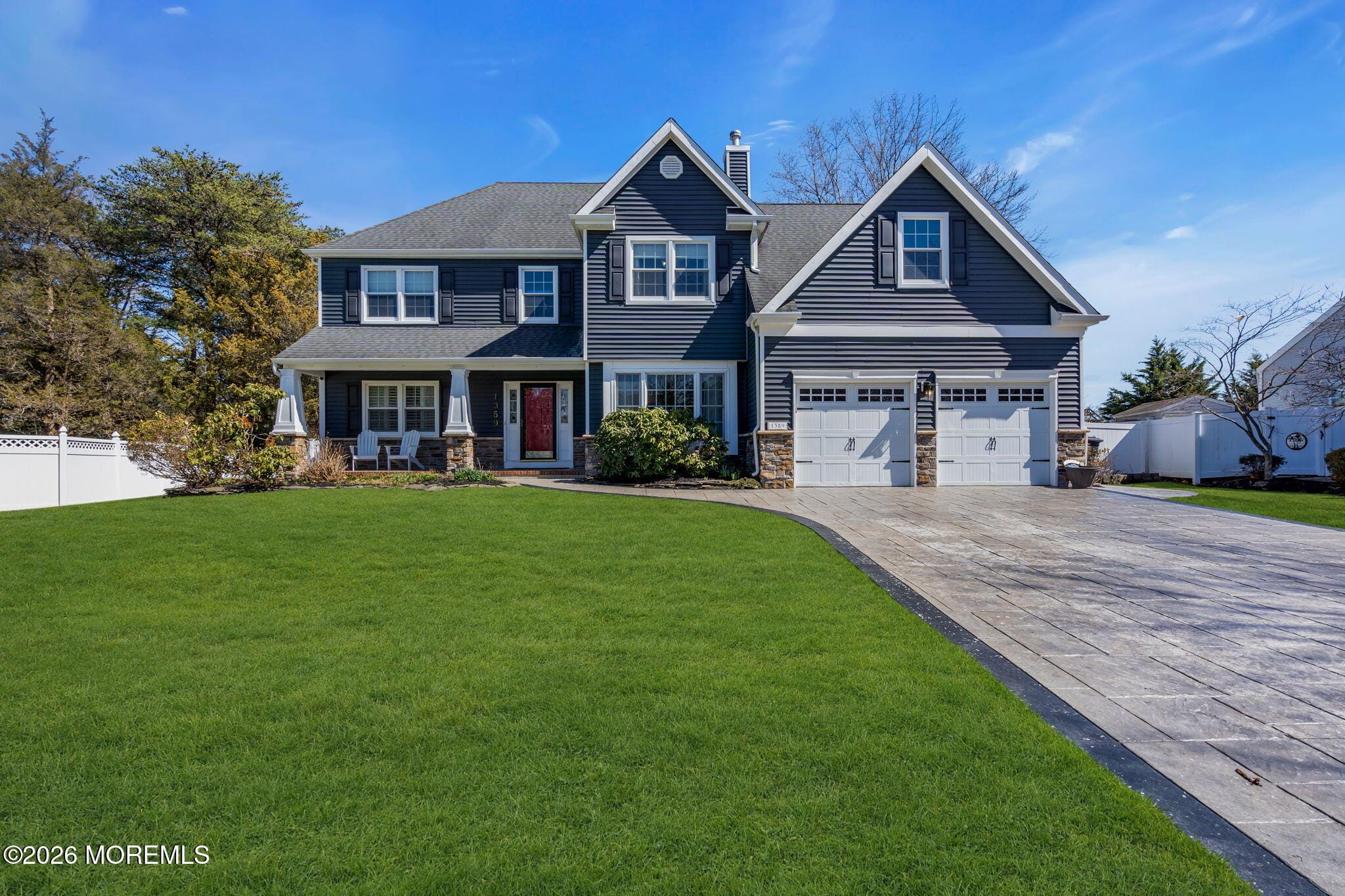 1359 Wave Crest Court Image 4